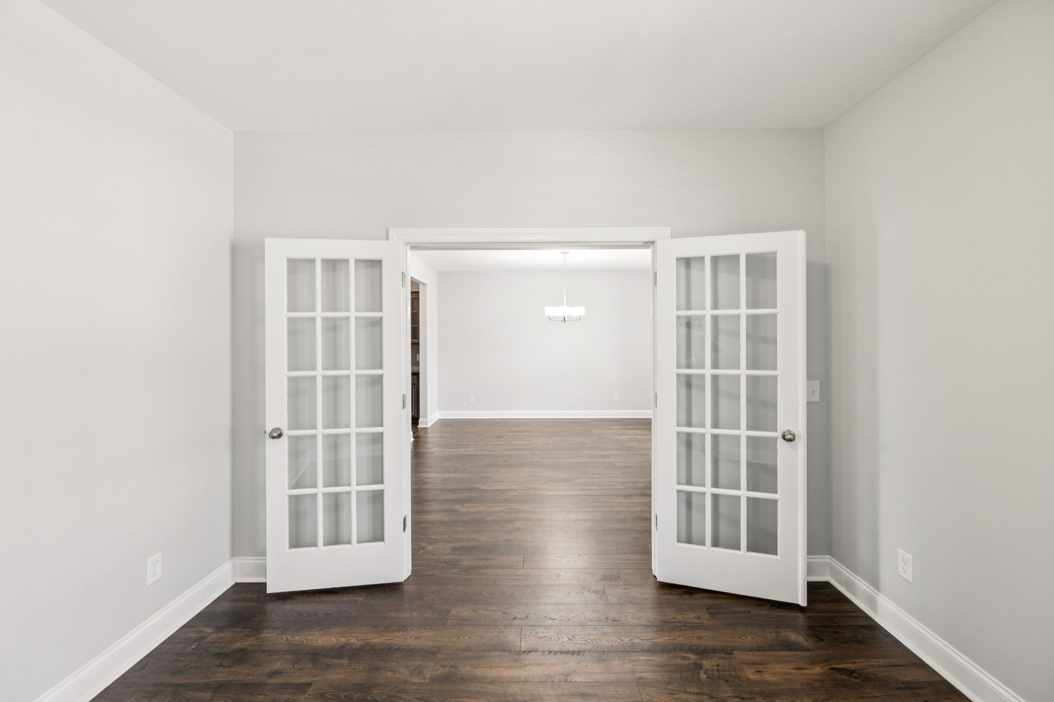 5475 Ayana Dr