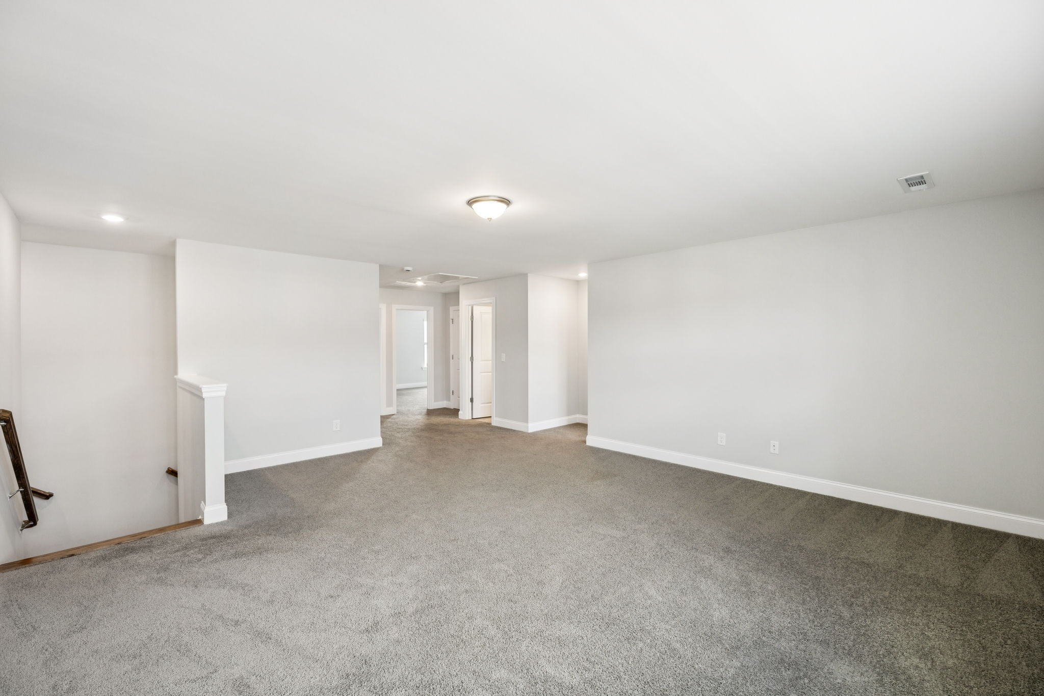 5475 Ayana Dr