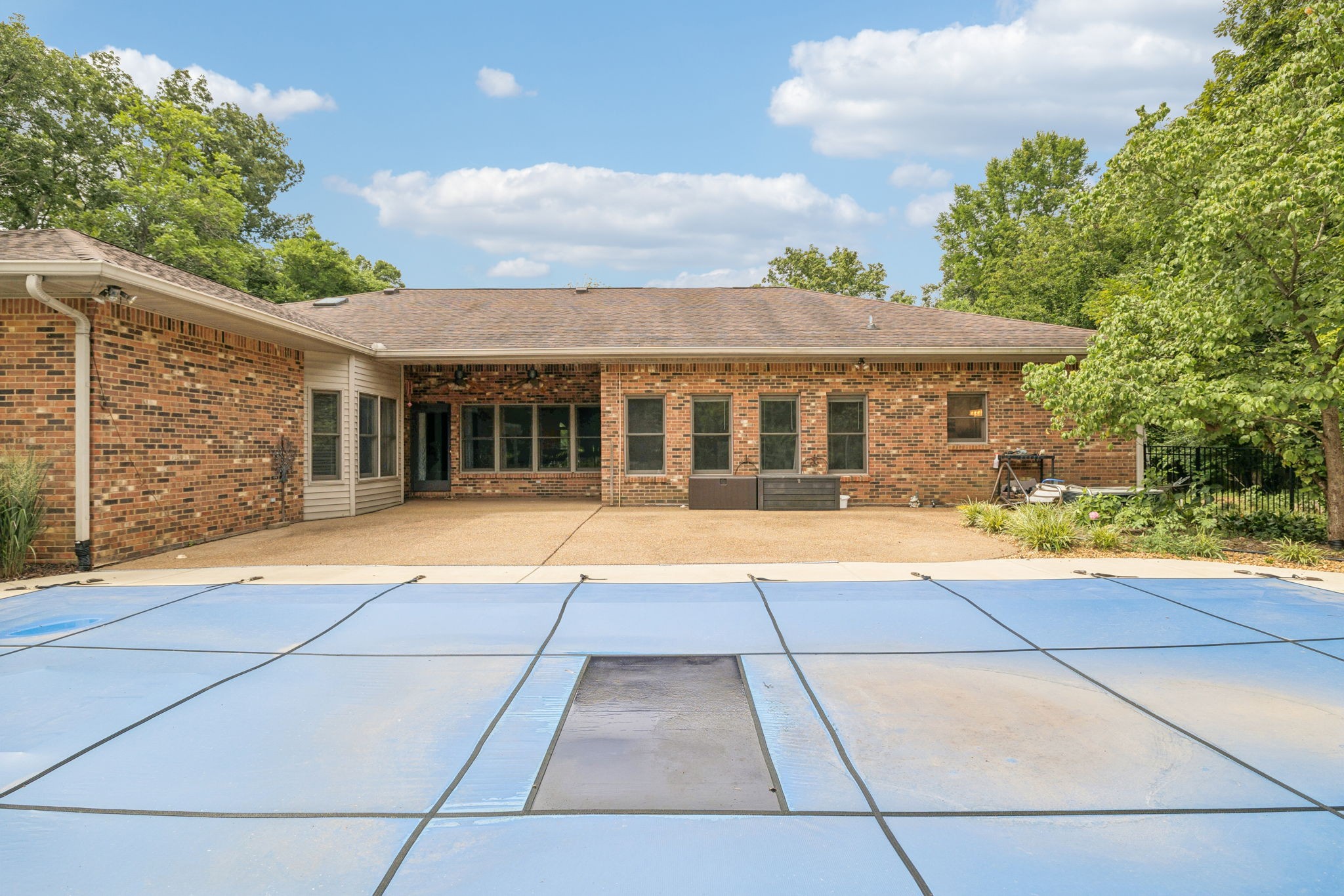 1623 Stewarts Ferry Pike