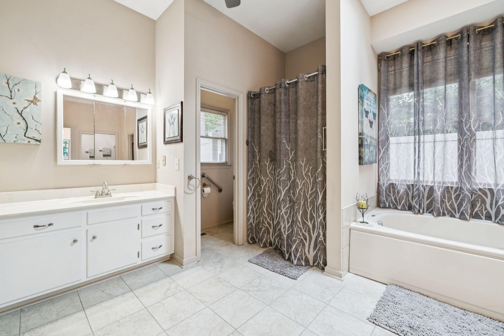 1623 Stewarts Ferry Pike