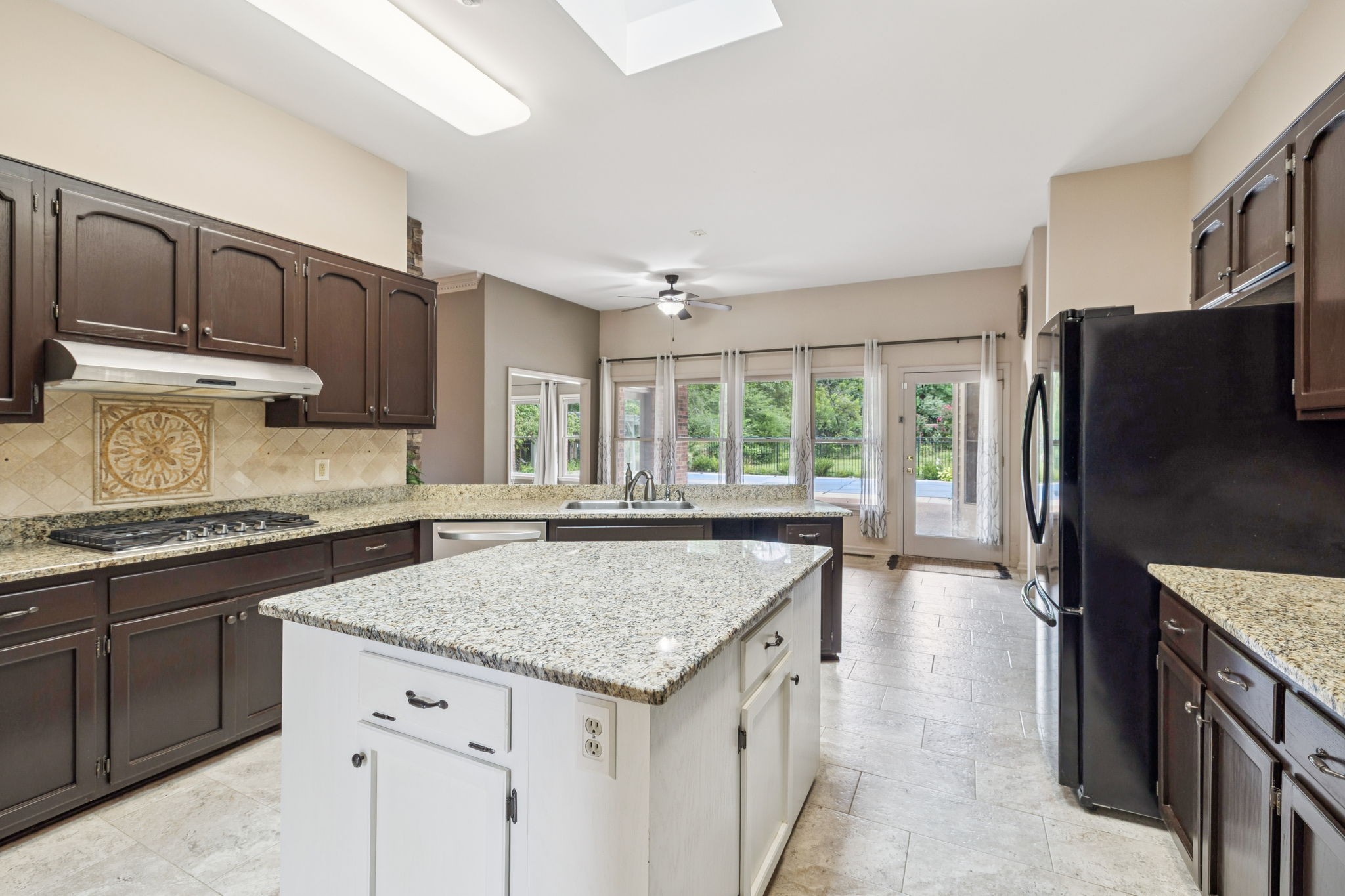 1623 Stewarts Ferry Pike
