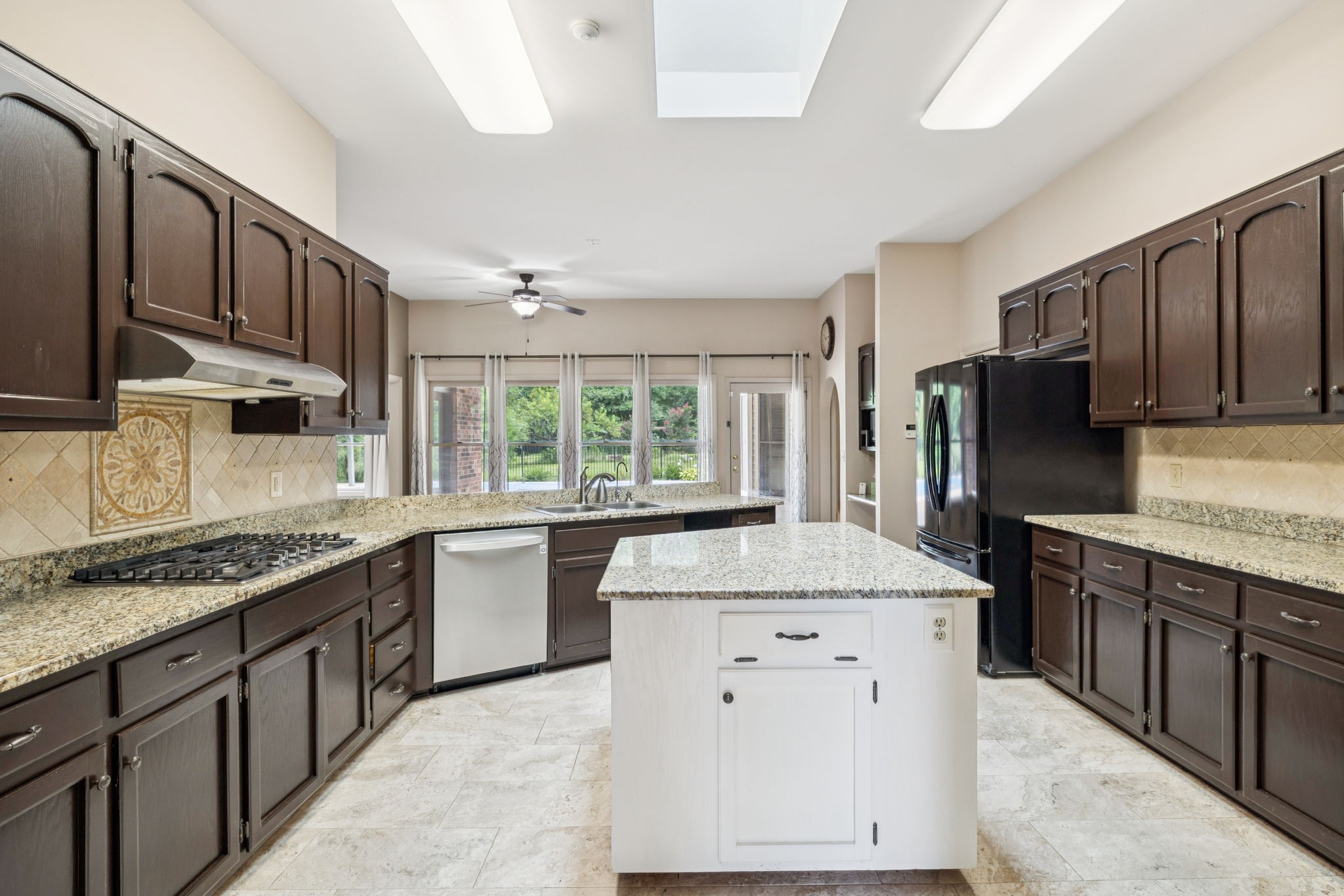 1623 Stewarts Ferry Pike