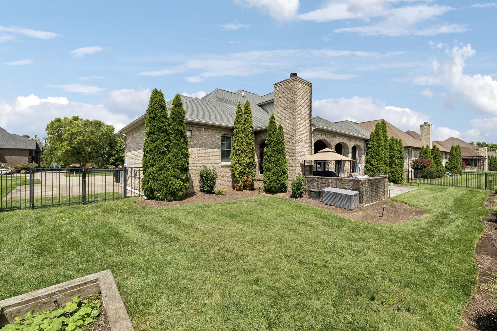 1915 Rolling Creek Dr
