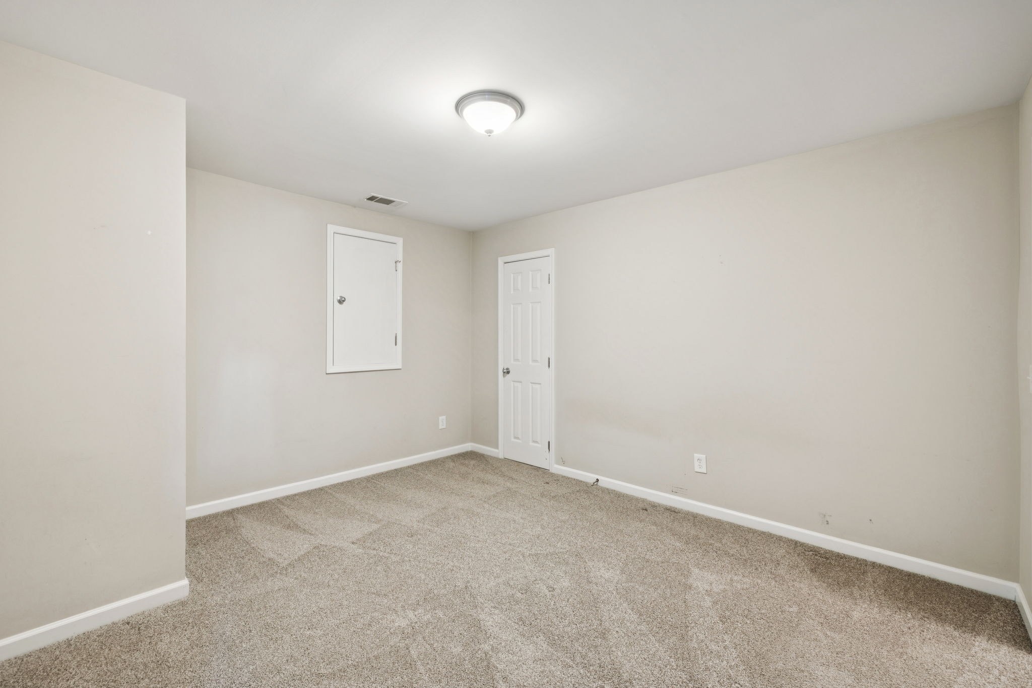 1030 Wyndham Dr