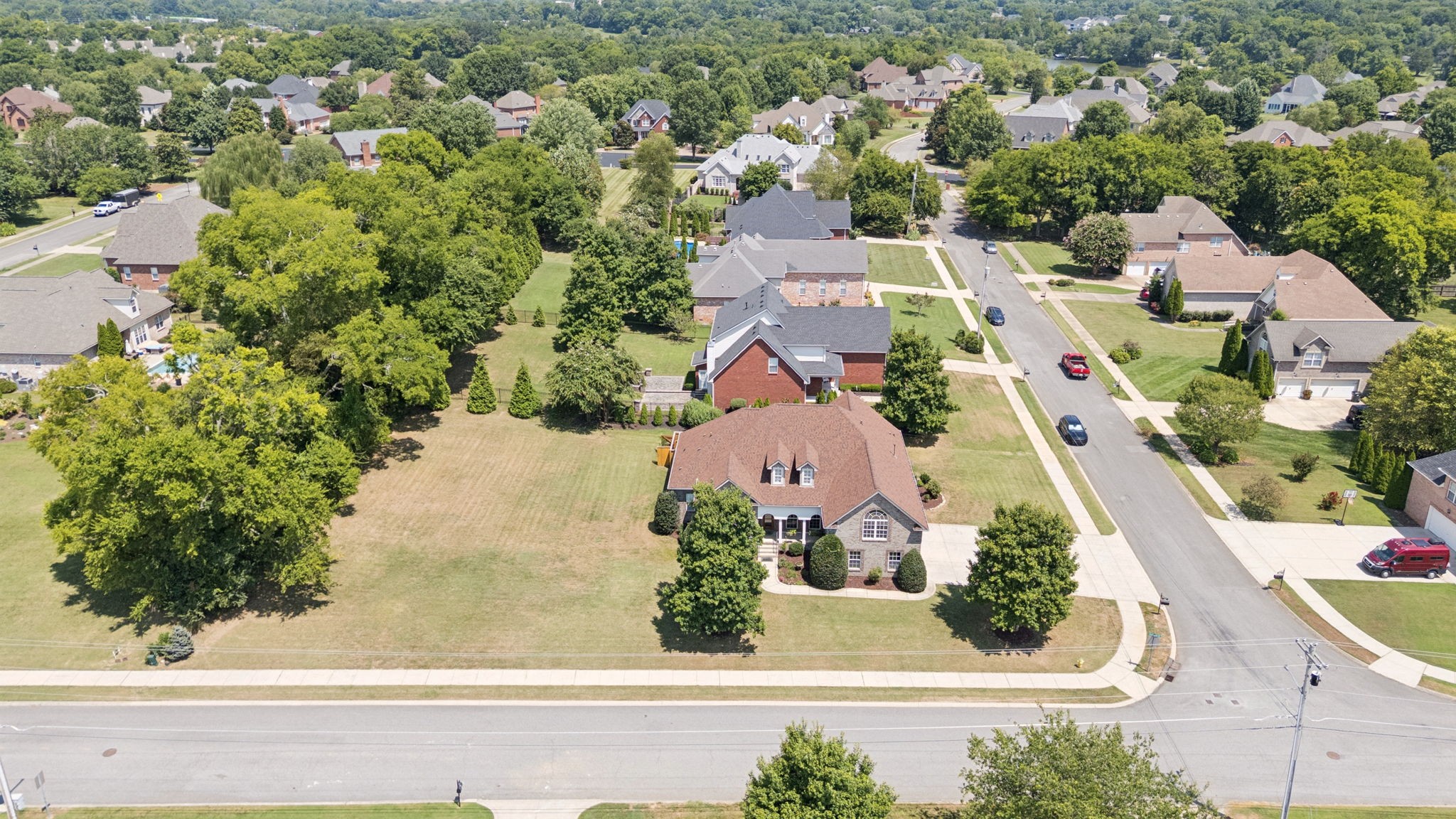 1030 Wyndham Dr