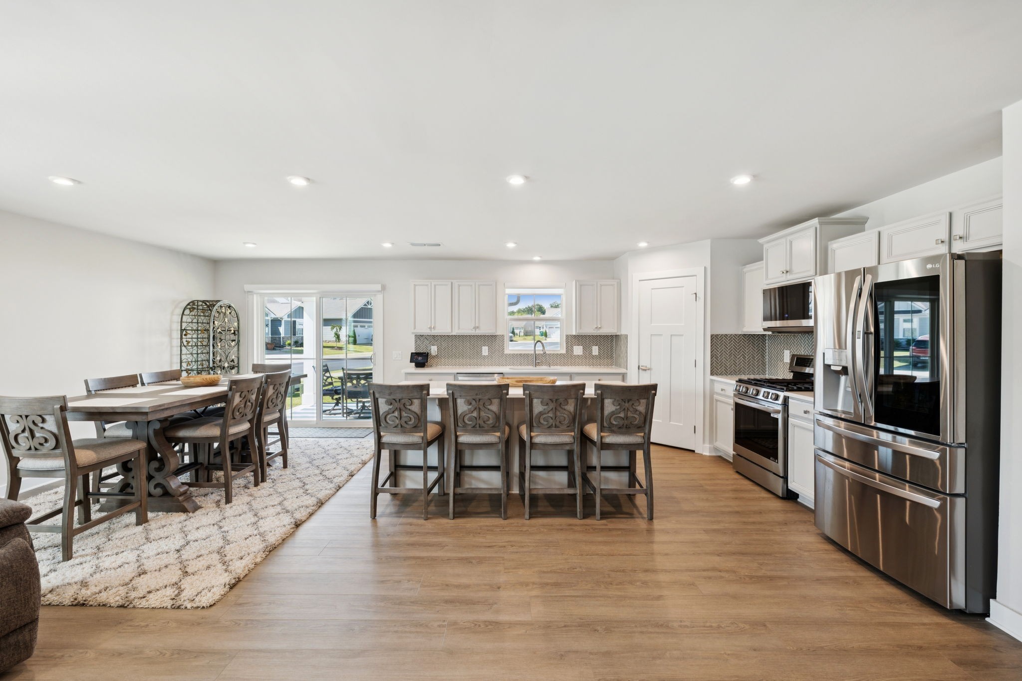 381 Streamview Dr
