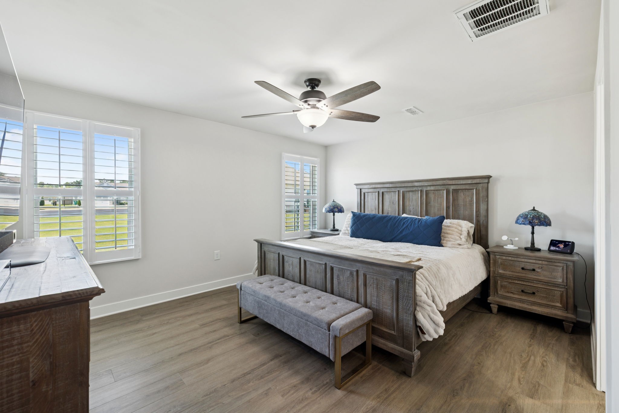 381 Streamview Dr