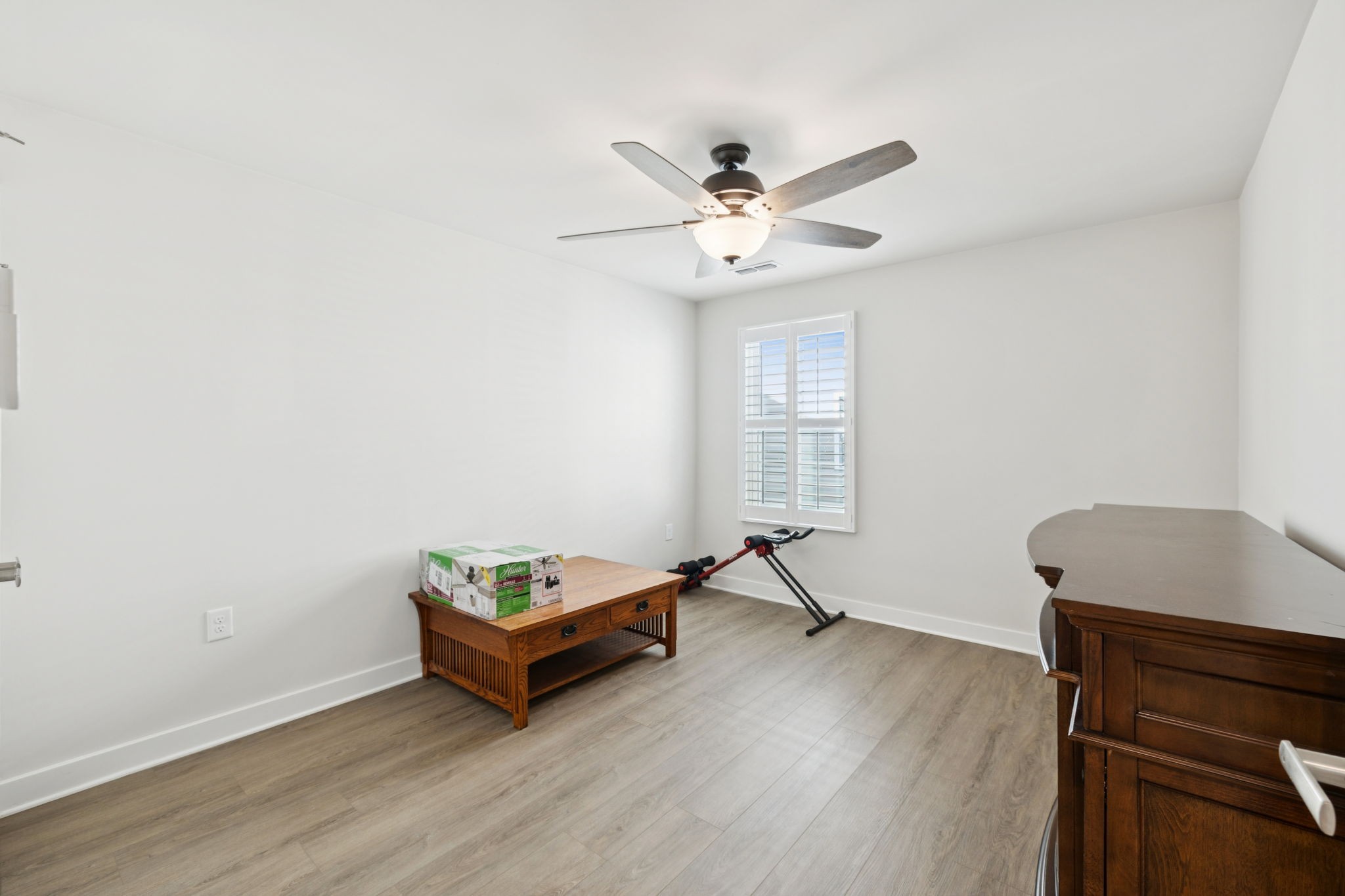 381 Streamview Dr