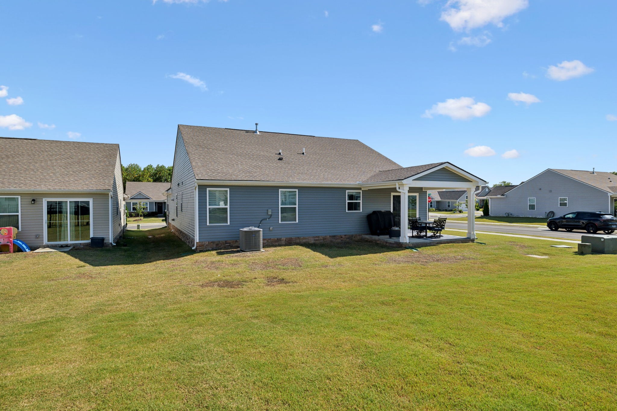 381 Streamview Dr