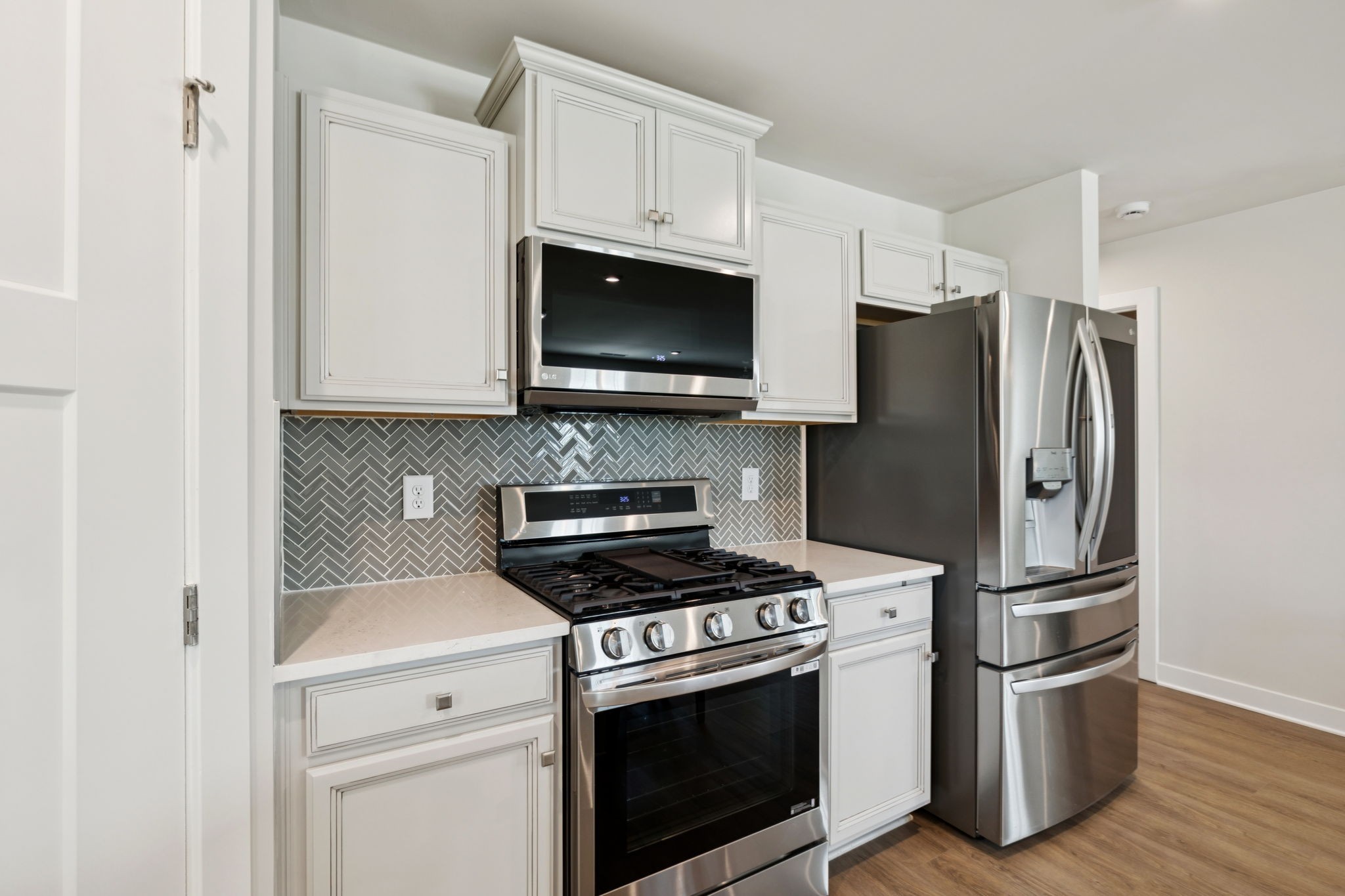 381 Streamview Dr