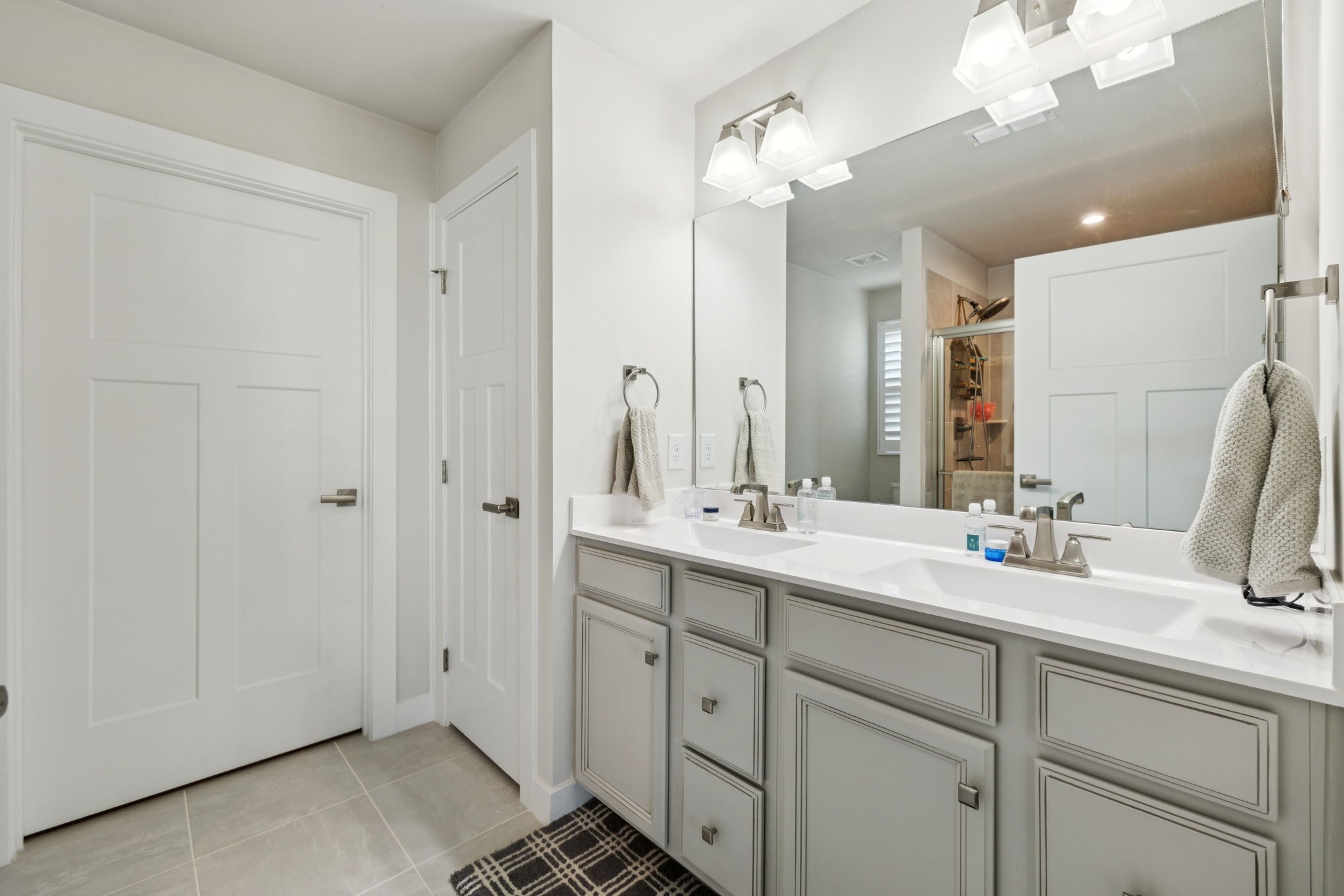 381 Streamview Dr
