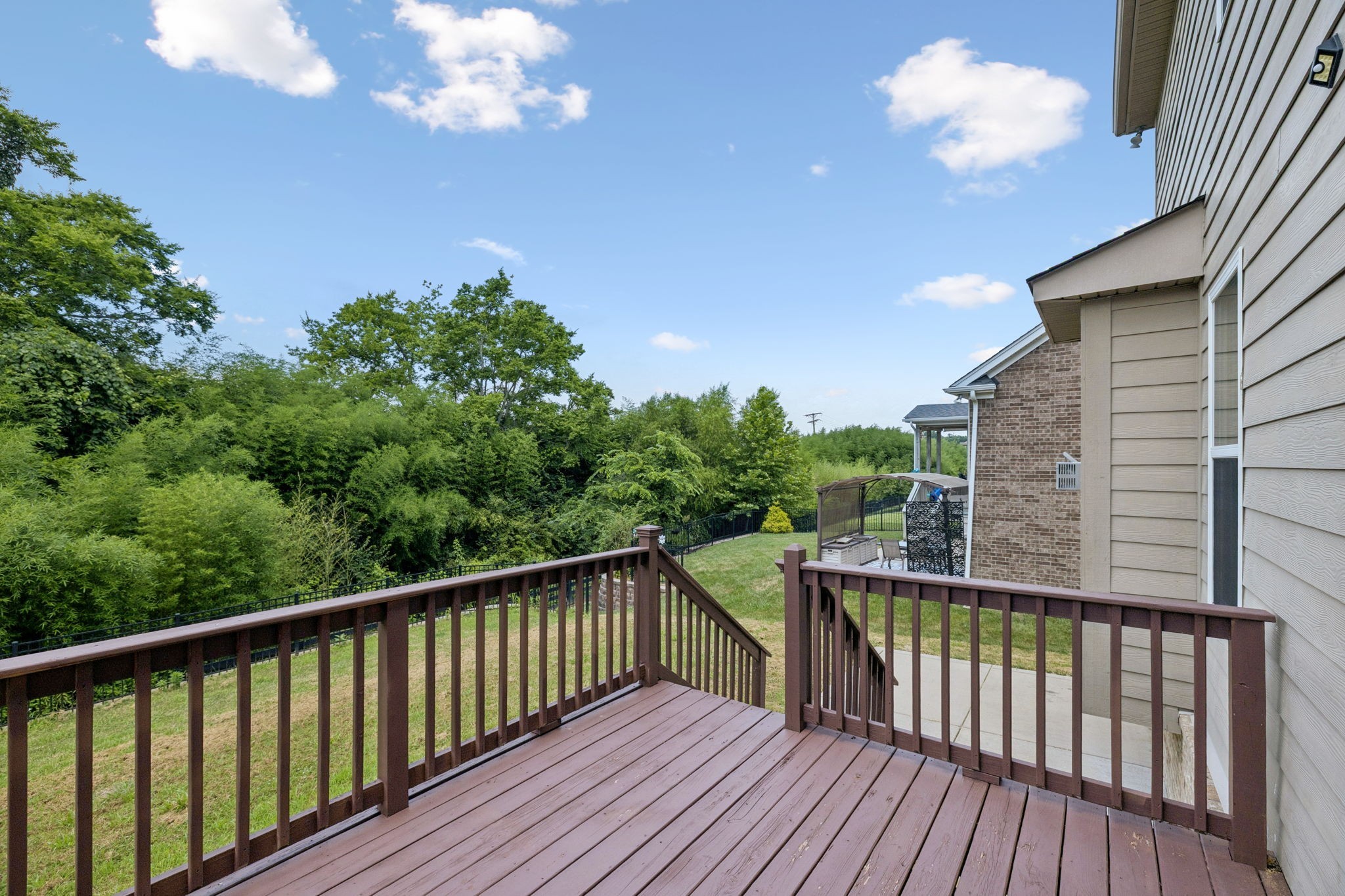 5012 Winslow Dr