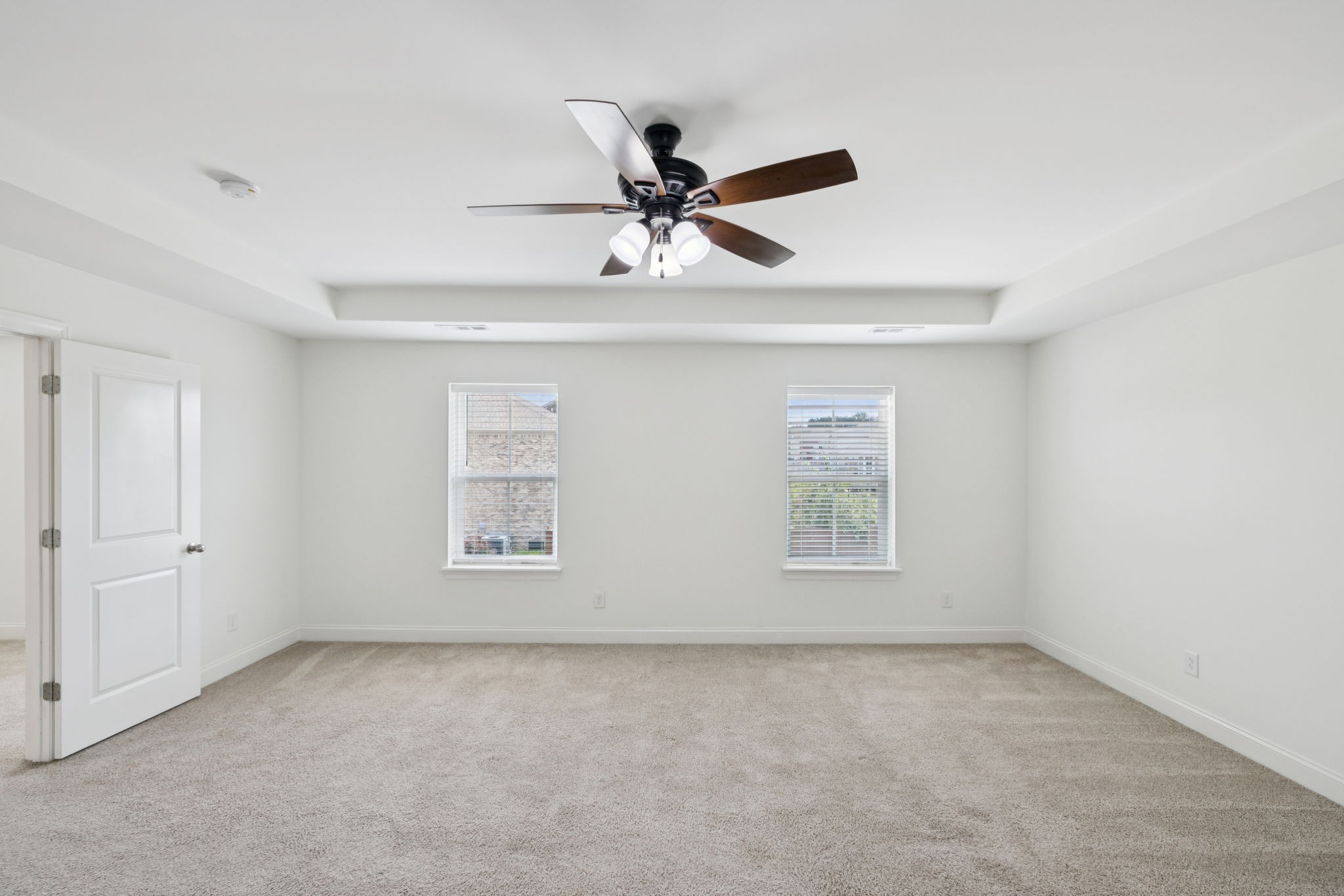 5012 Winslow Dr