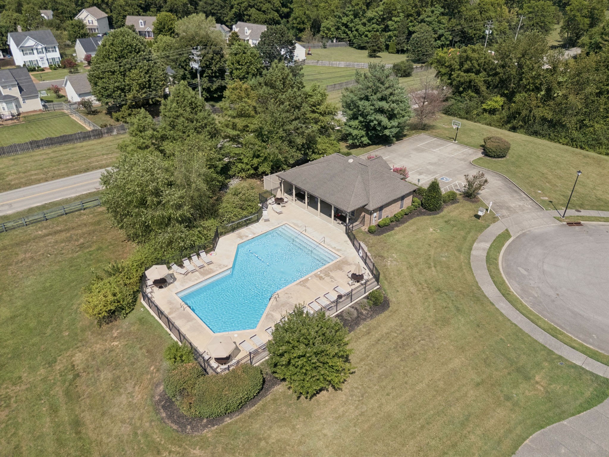 2809 Kaye Dr