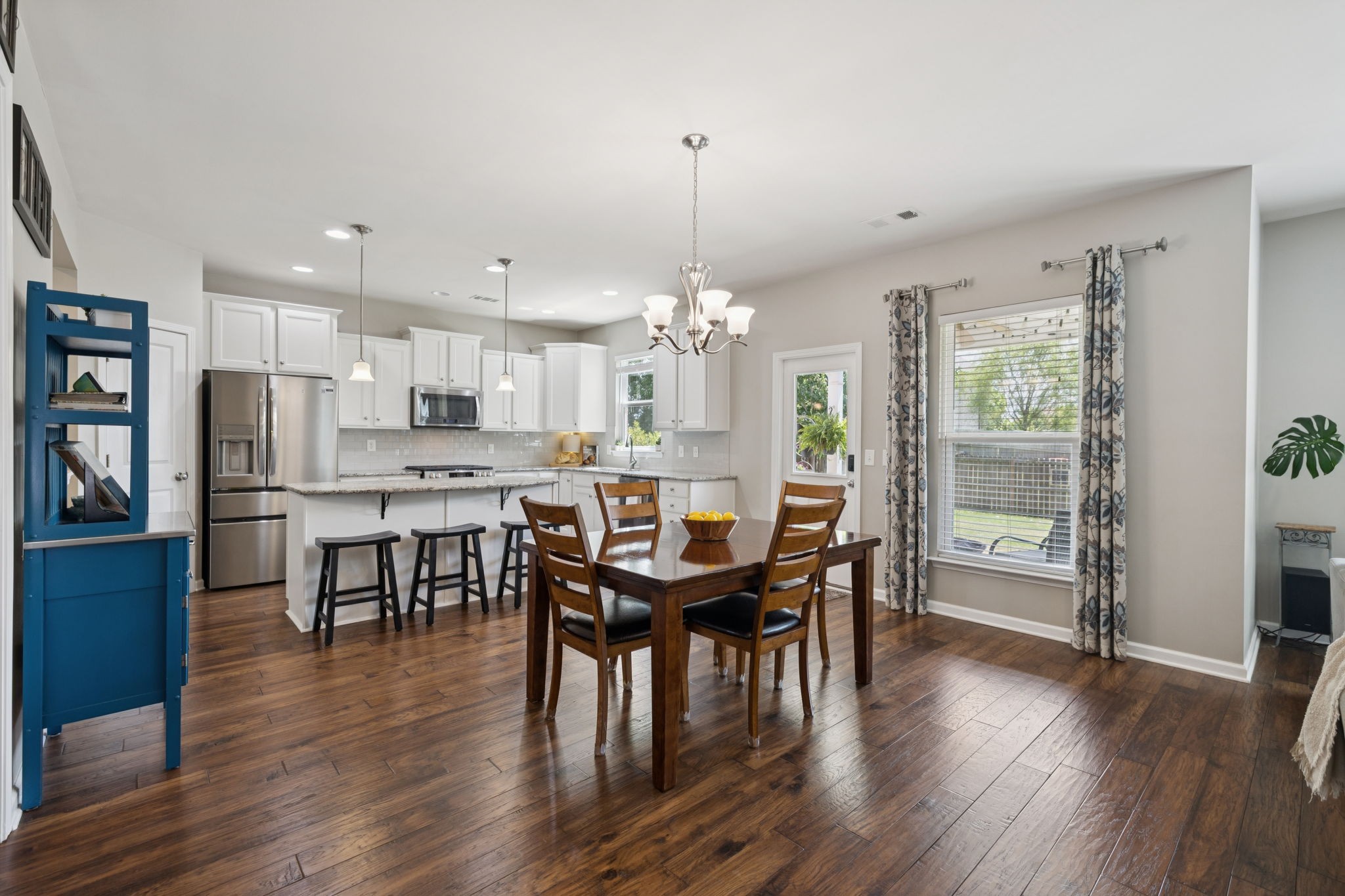 2809 Kaye Dr