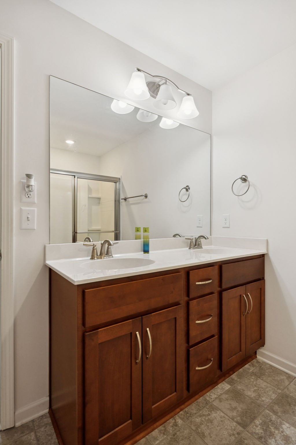 5536 Hamilton Cir