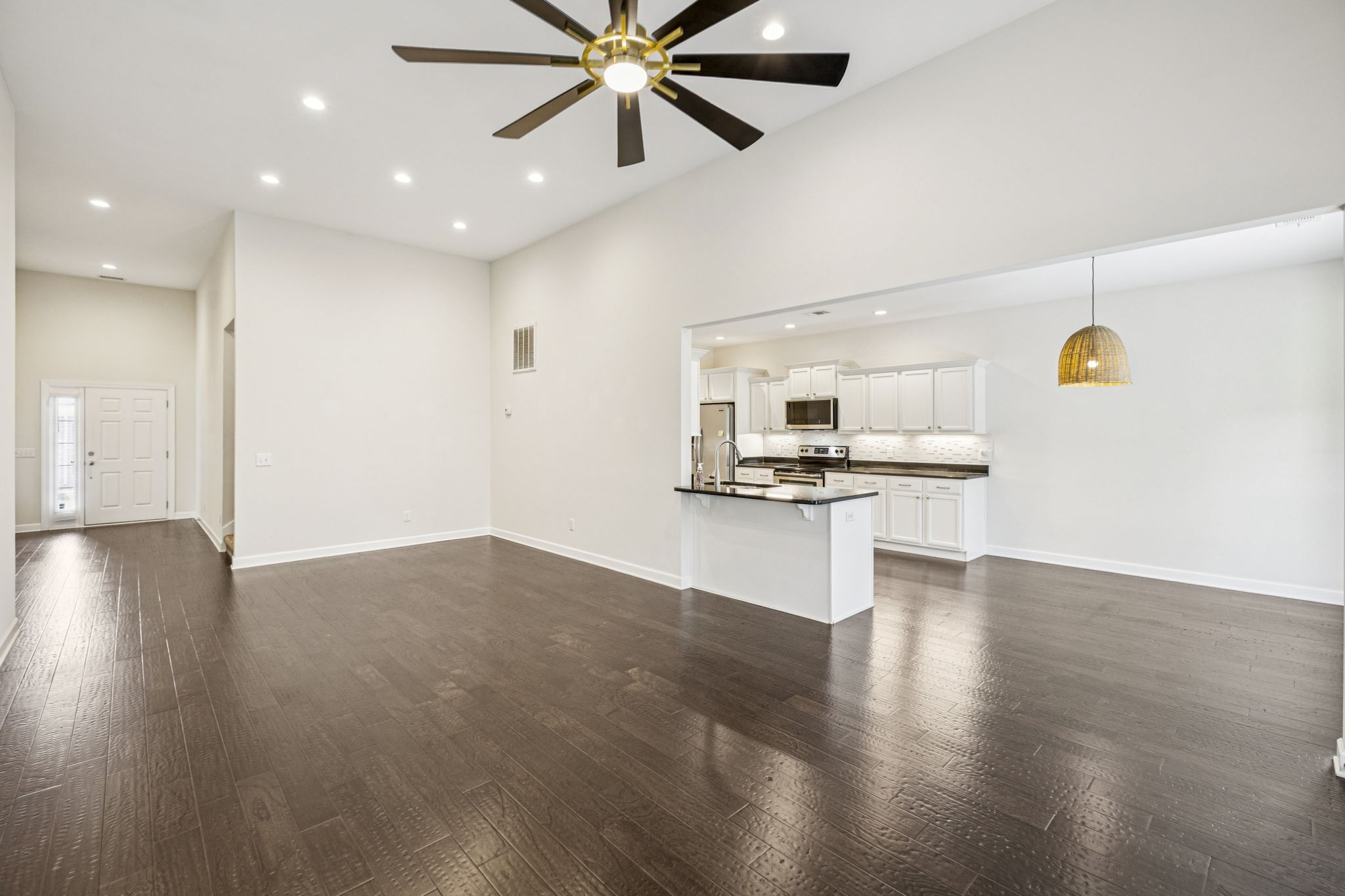 413 Chinook Dr
