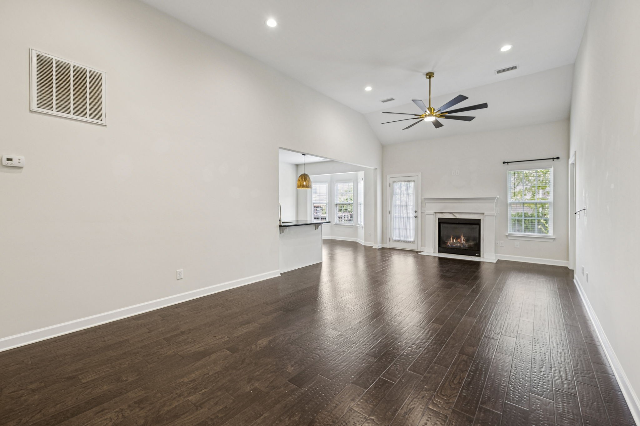 413 Chinook Dr