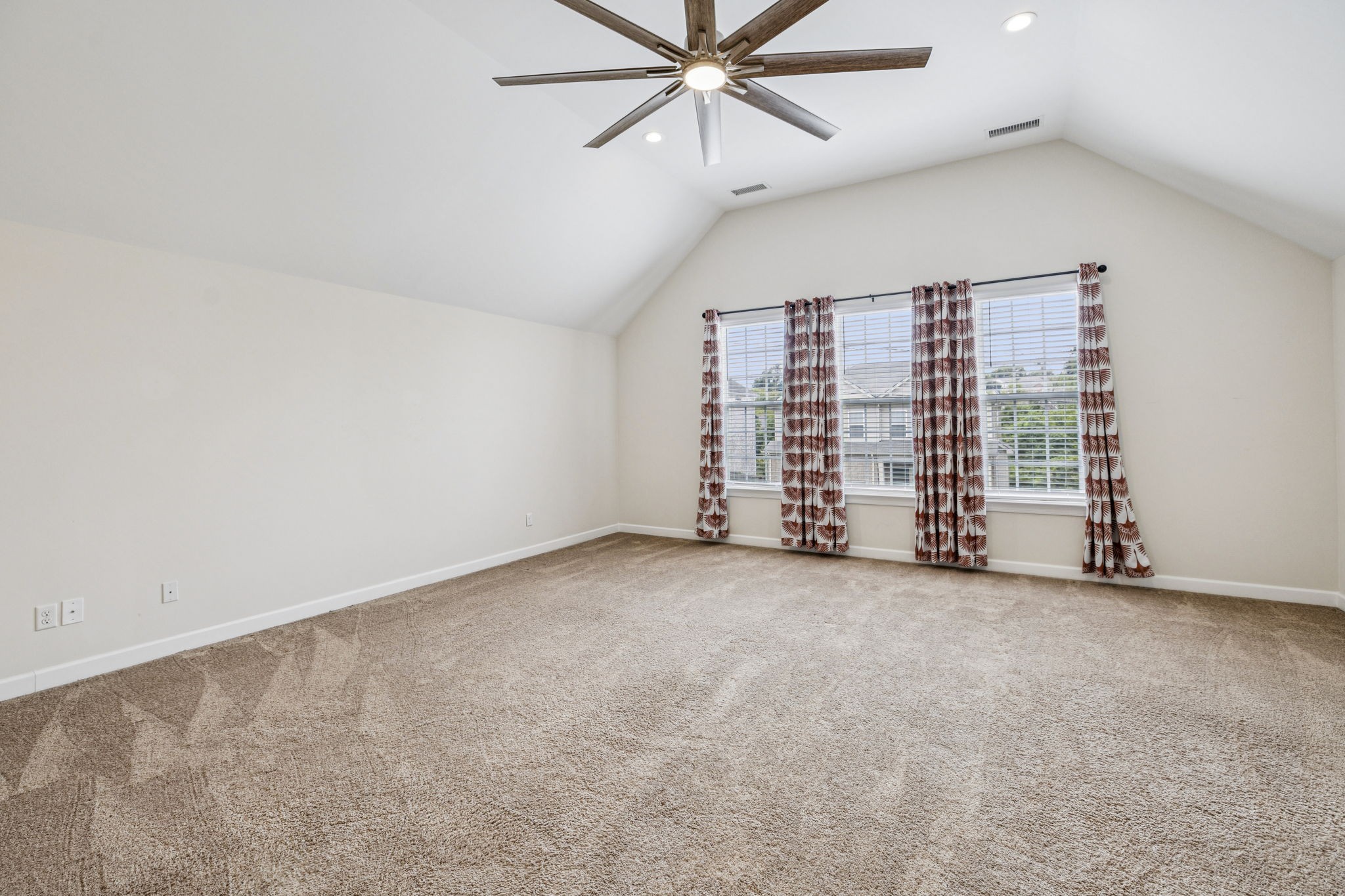 413 Chinook Dr