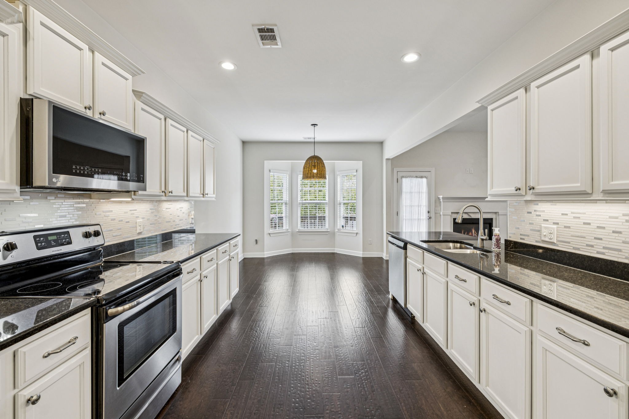 413 Chinook Dr
