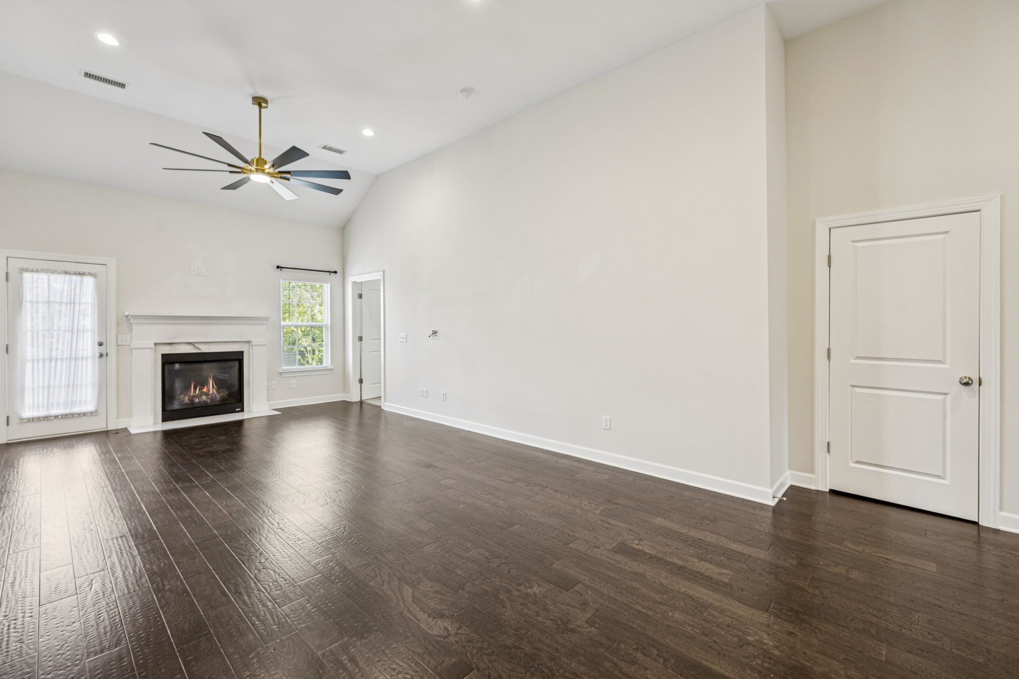 413 Chinook Dr