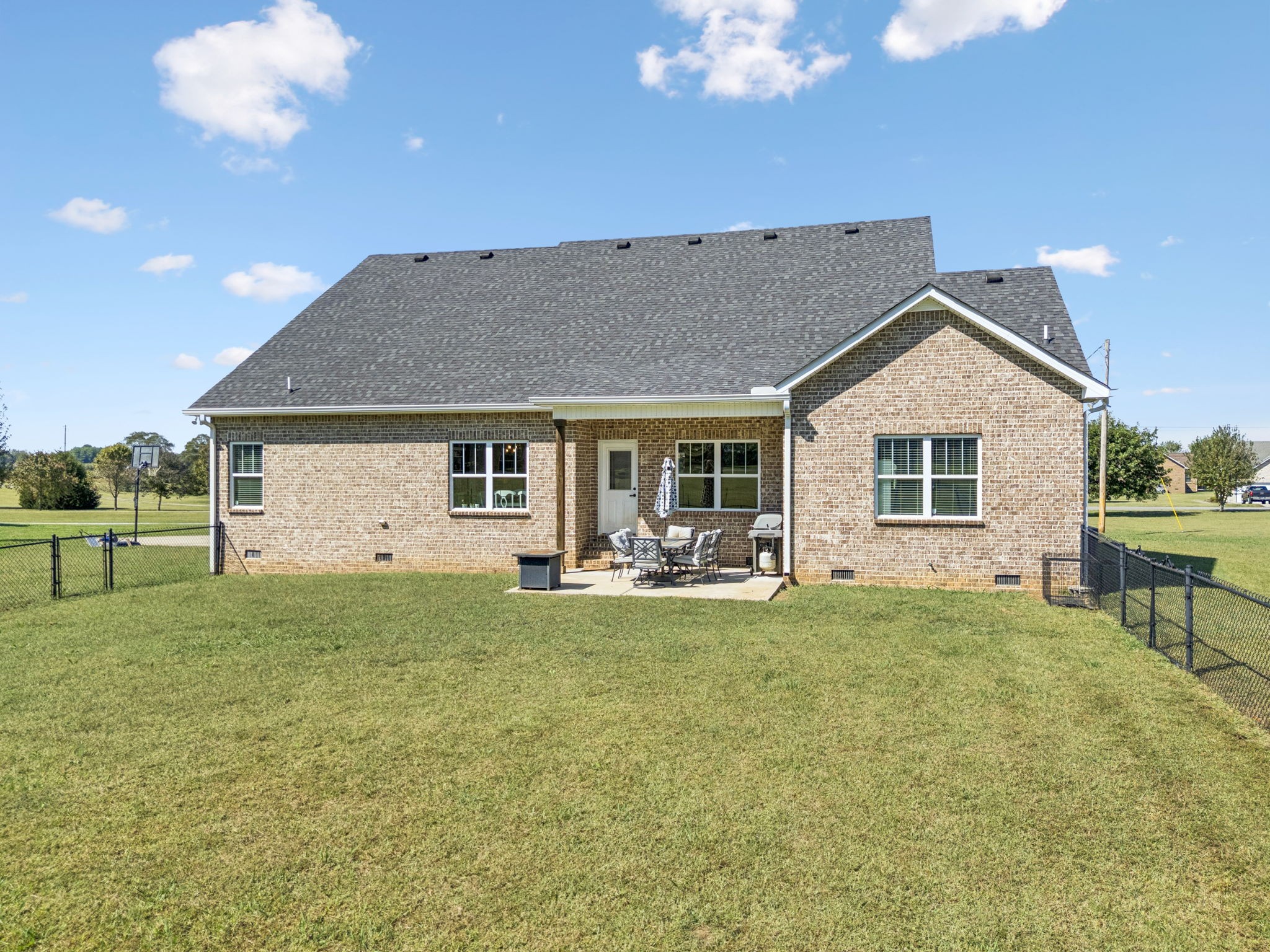 107 Holly Ct