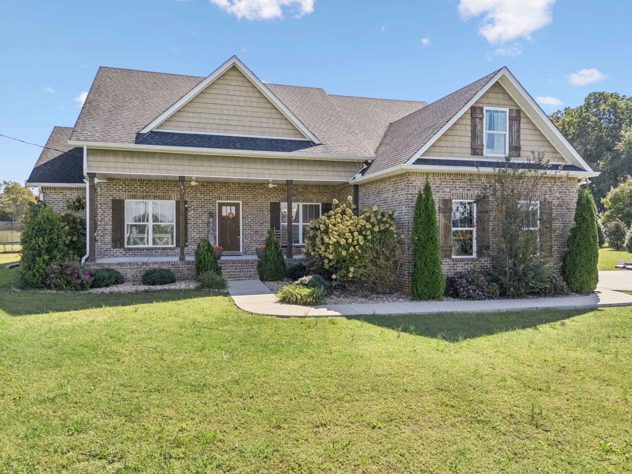 107 Holly Ct