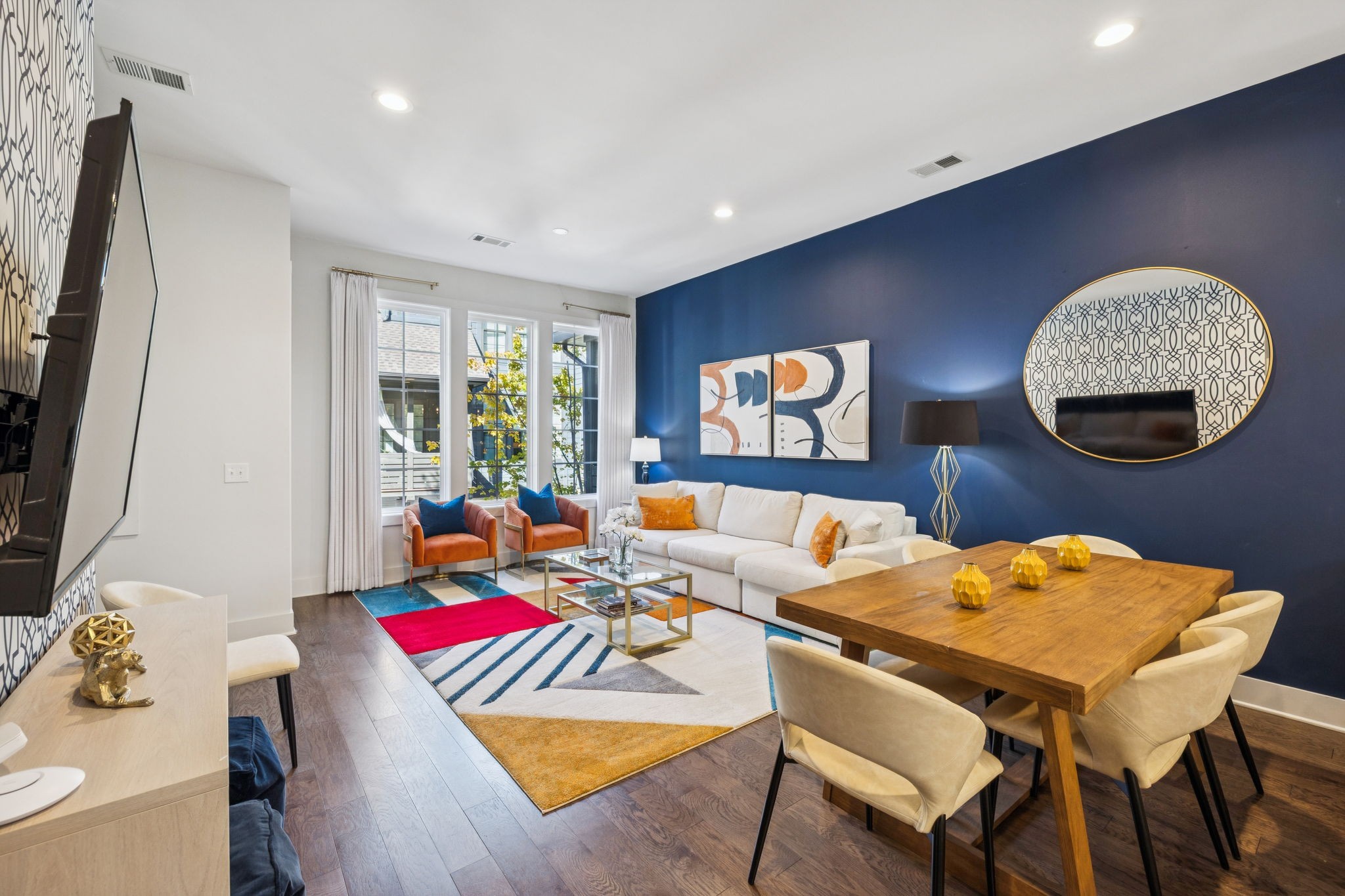 2021 Beech Ave Unit: 7