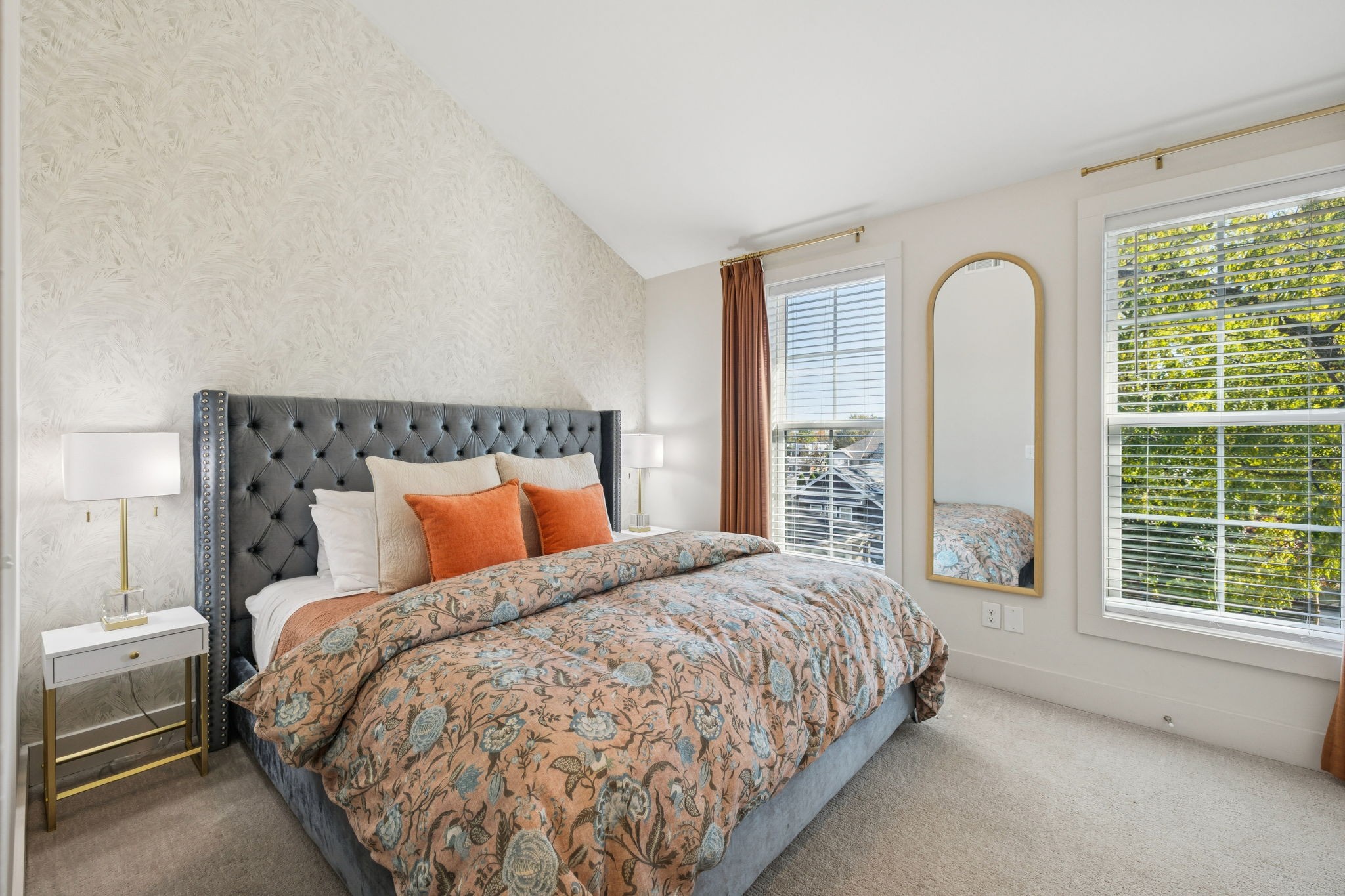2021 Beech Ave Unit: 7