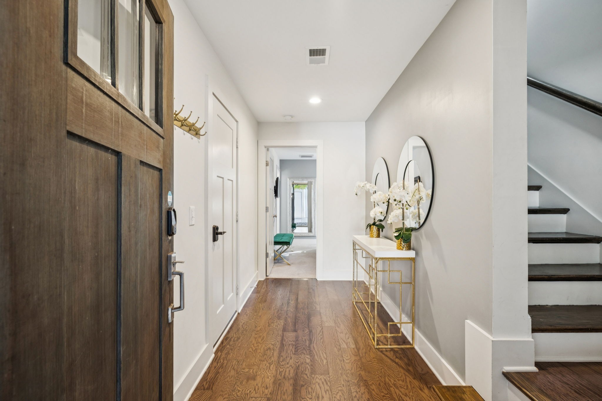 2021 Beech Ave Unit: 7