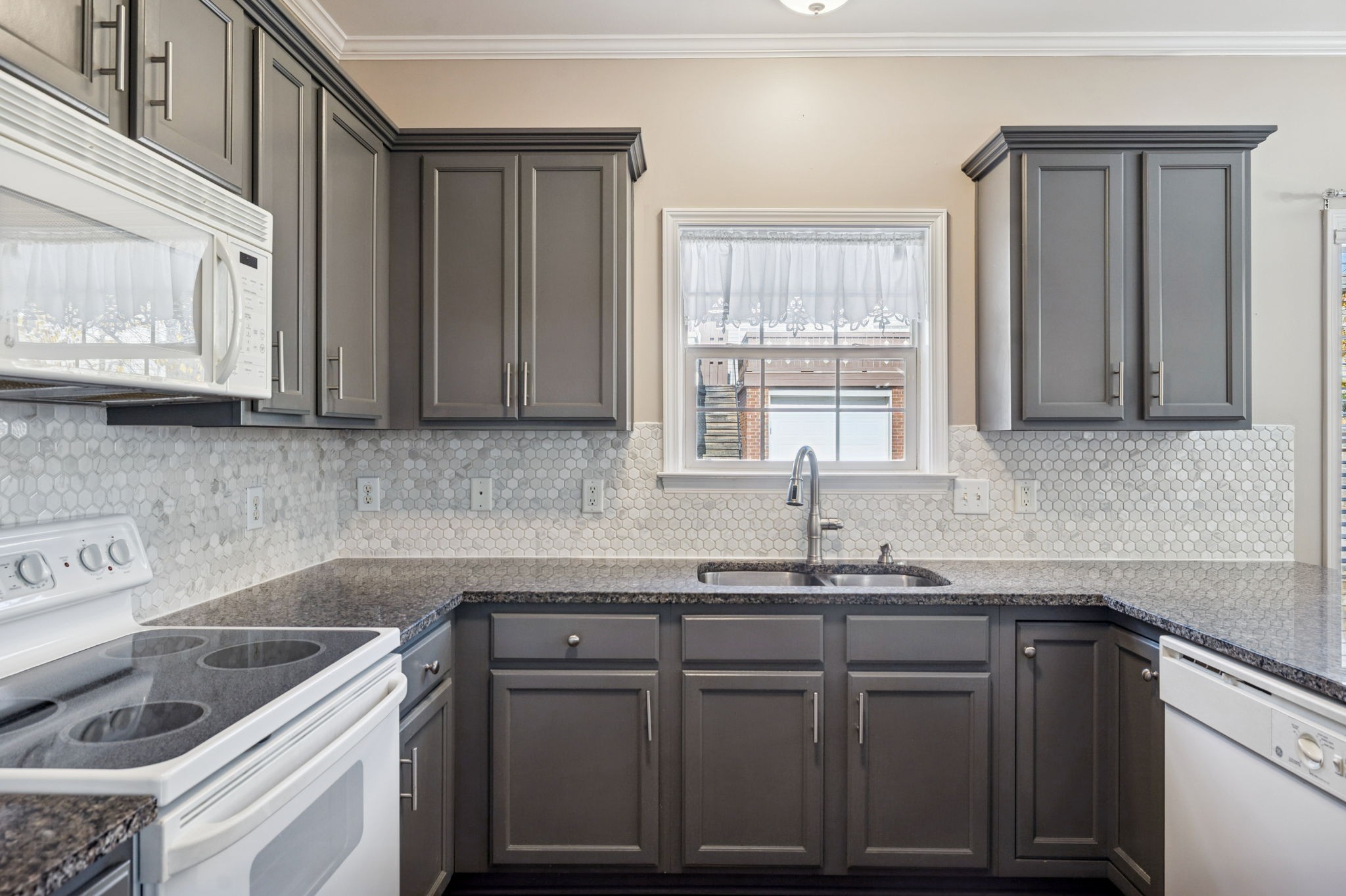 201 Cashmere Dr