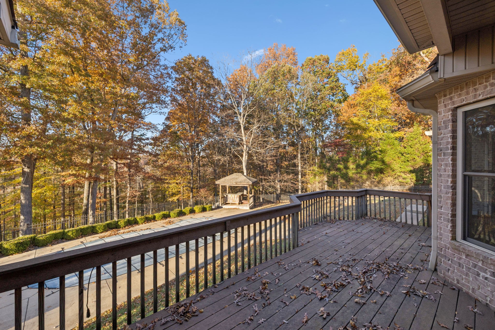 2562 Spears Way