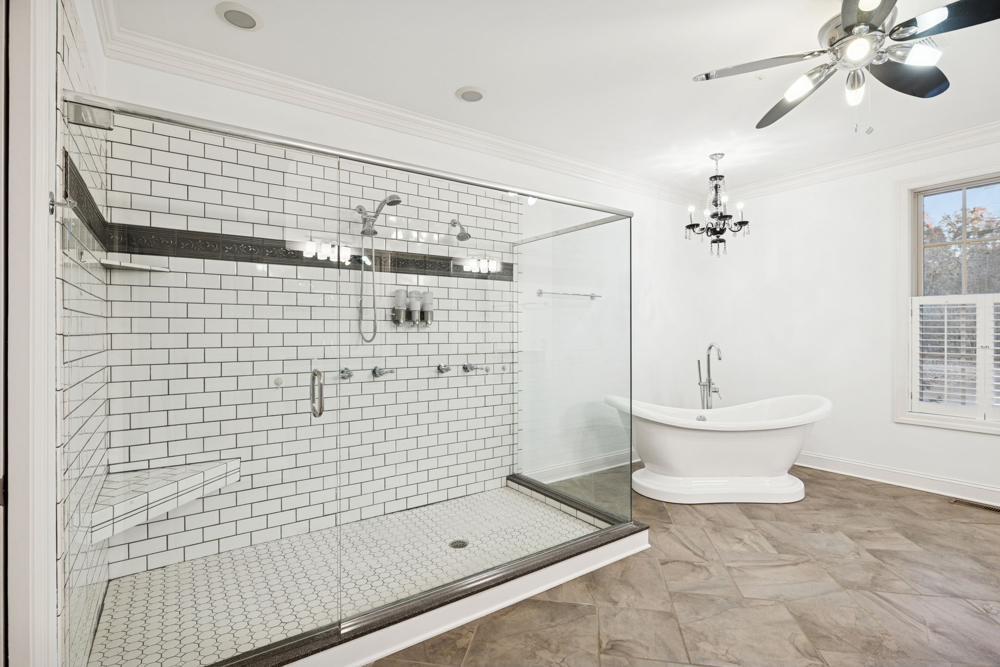 2562 Spears Way