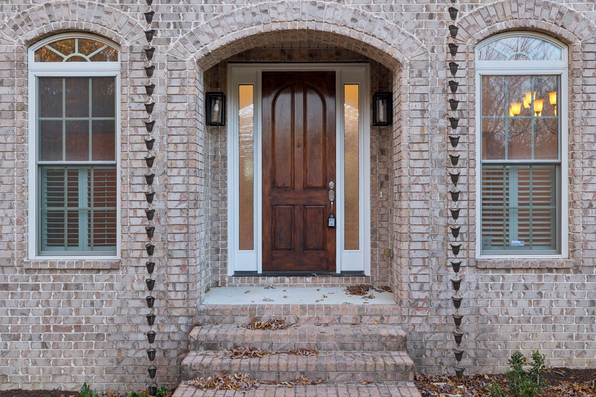 2562 Spears Way