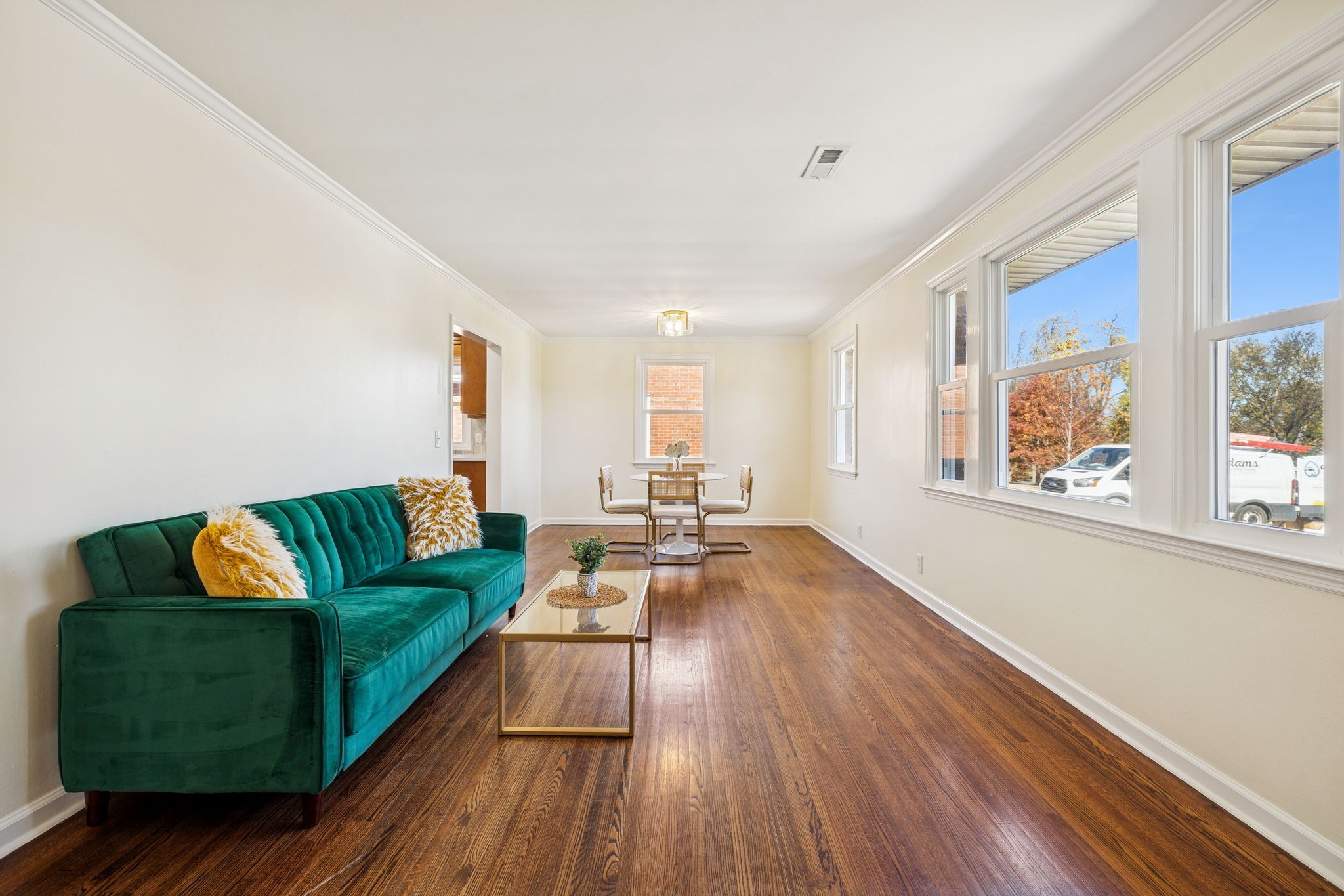 228 Graeme Dr
