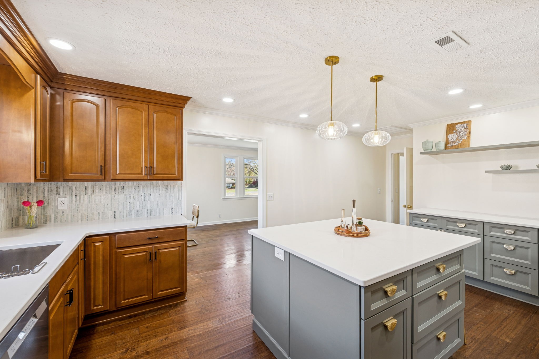 228 Graeme Dr