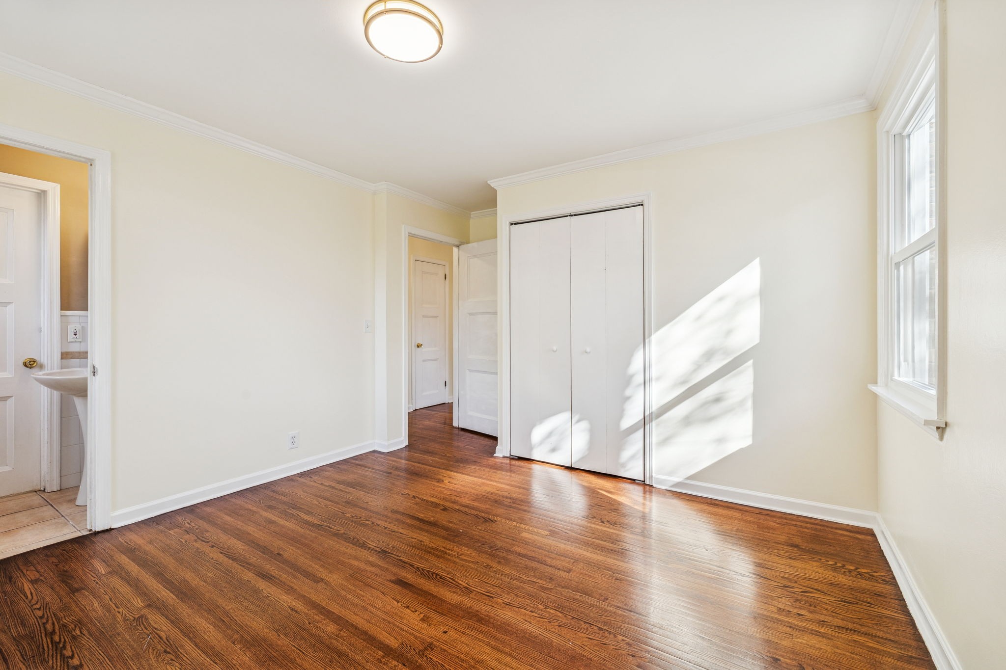 228 Graeme Dr