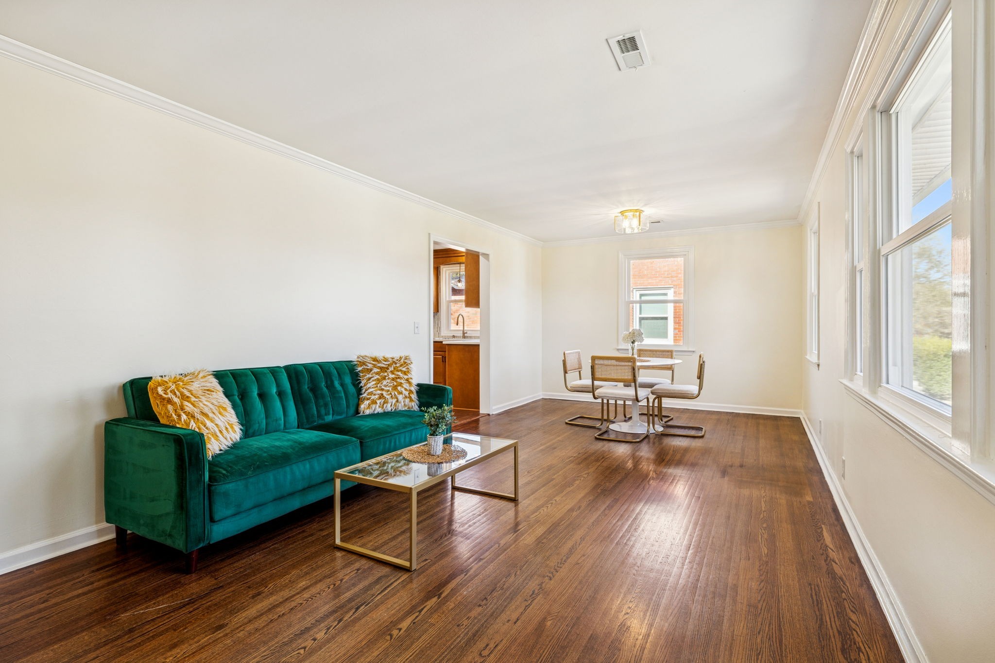 228 Graeme Dr