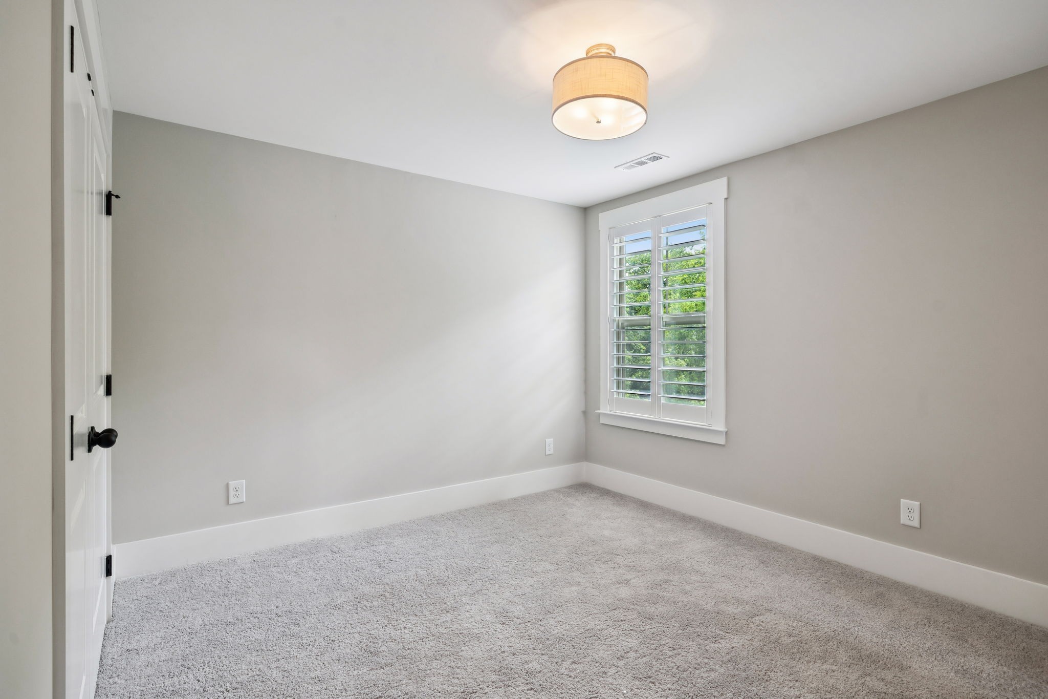 5846 Wagonvale Dr