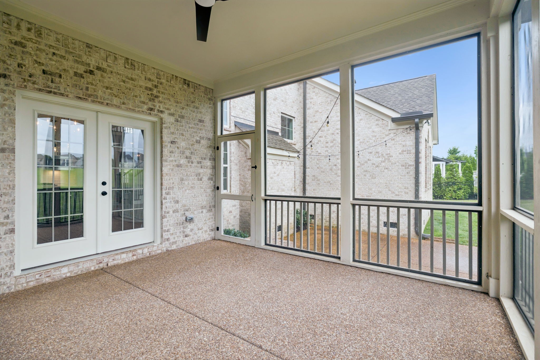 5846 Wagonvale Dr