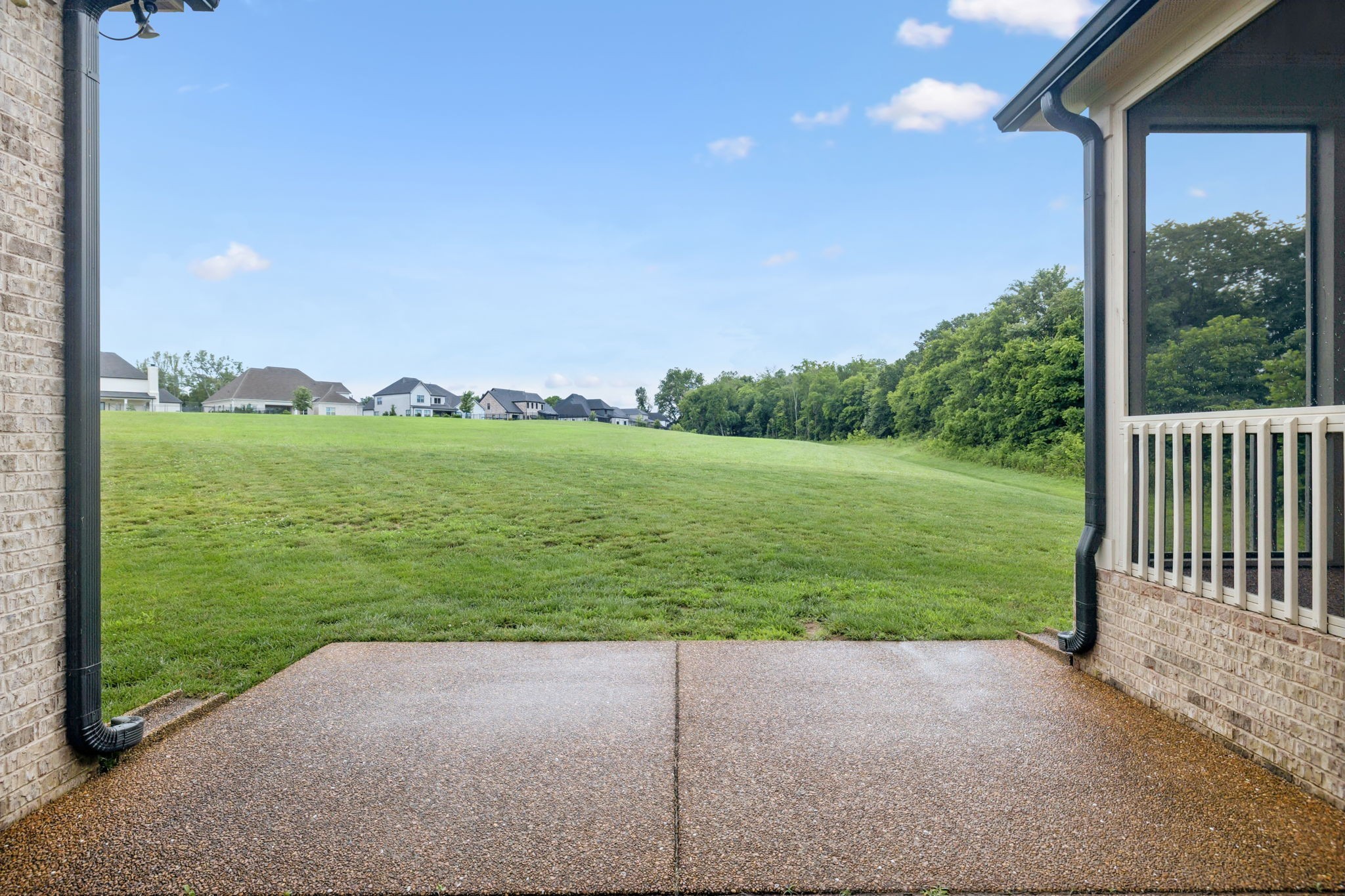 5846 Wagonvale Dr