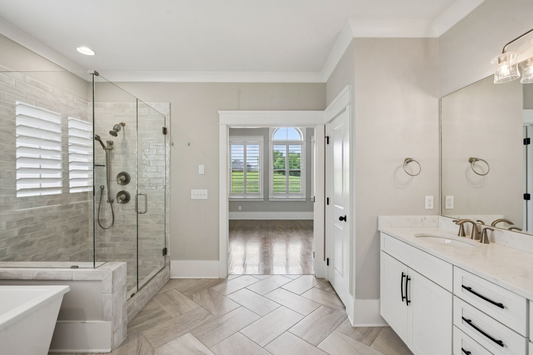 5846 Wagonvale Dr