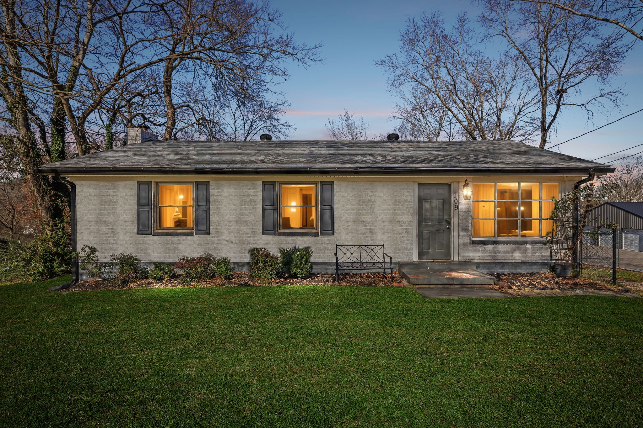 109 Hobbs Dr