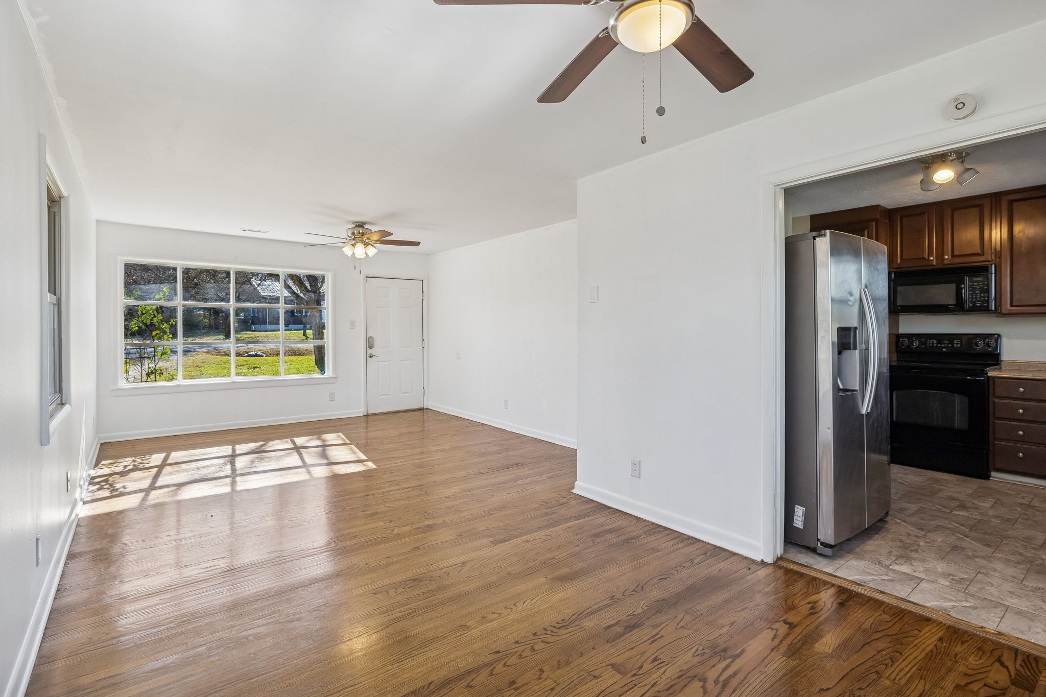109 Hobbs Dr