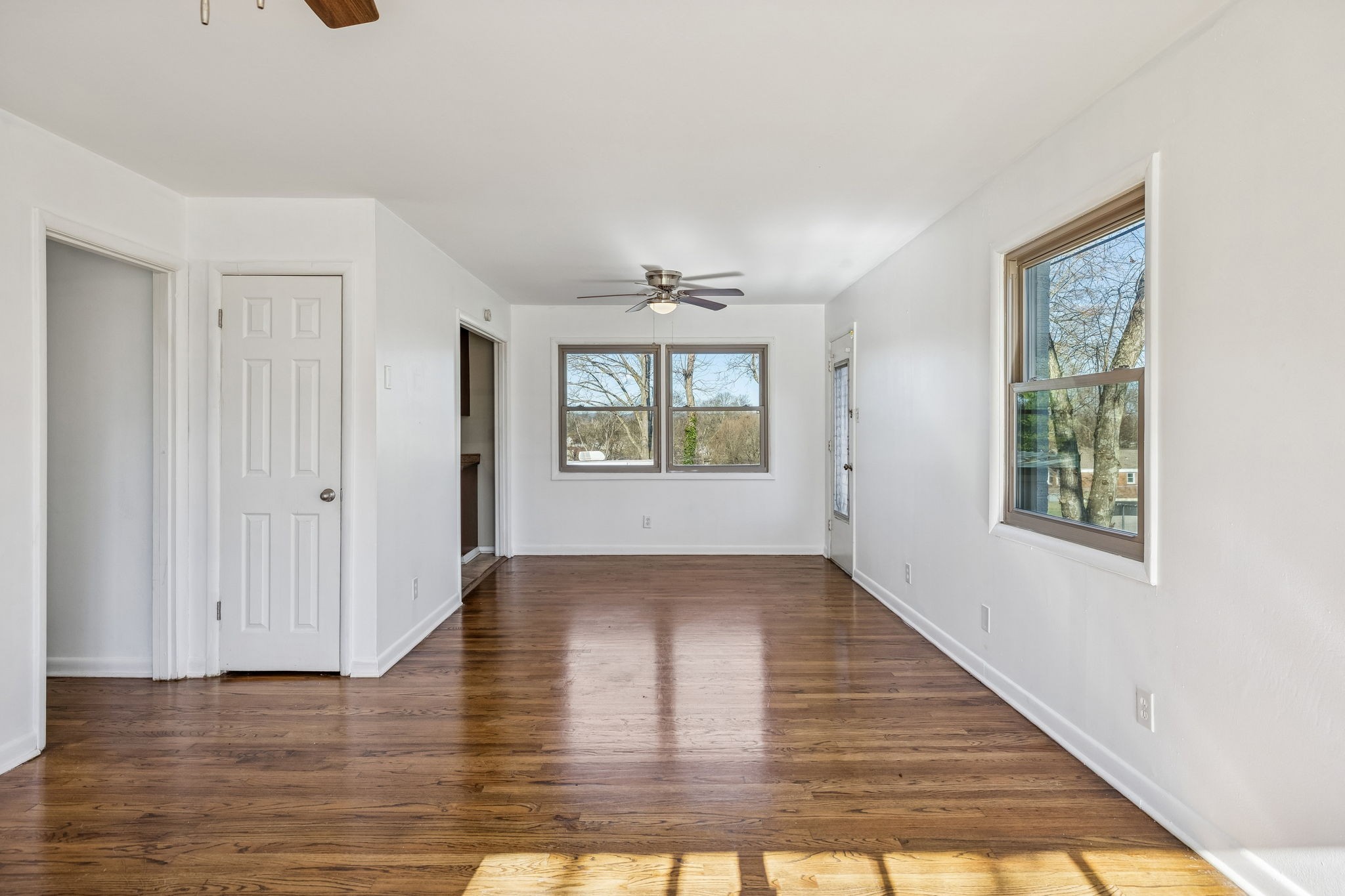 109 Hobbs Dr