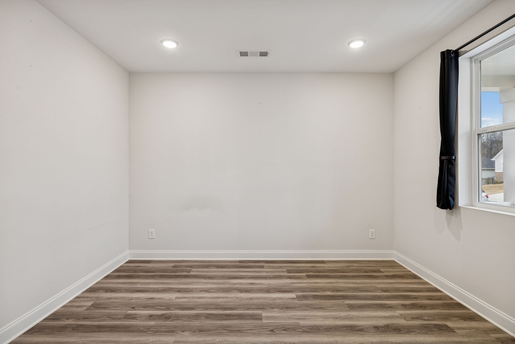 3015 Fernwood Ln