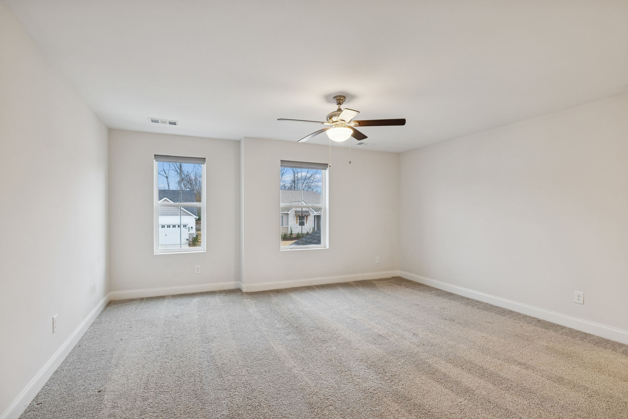 3015 Fernwood Ln