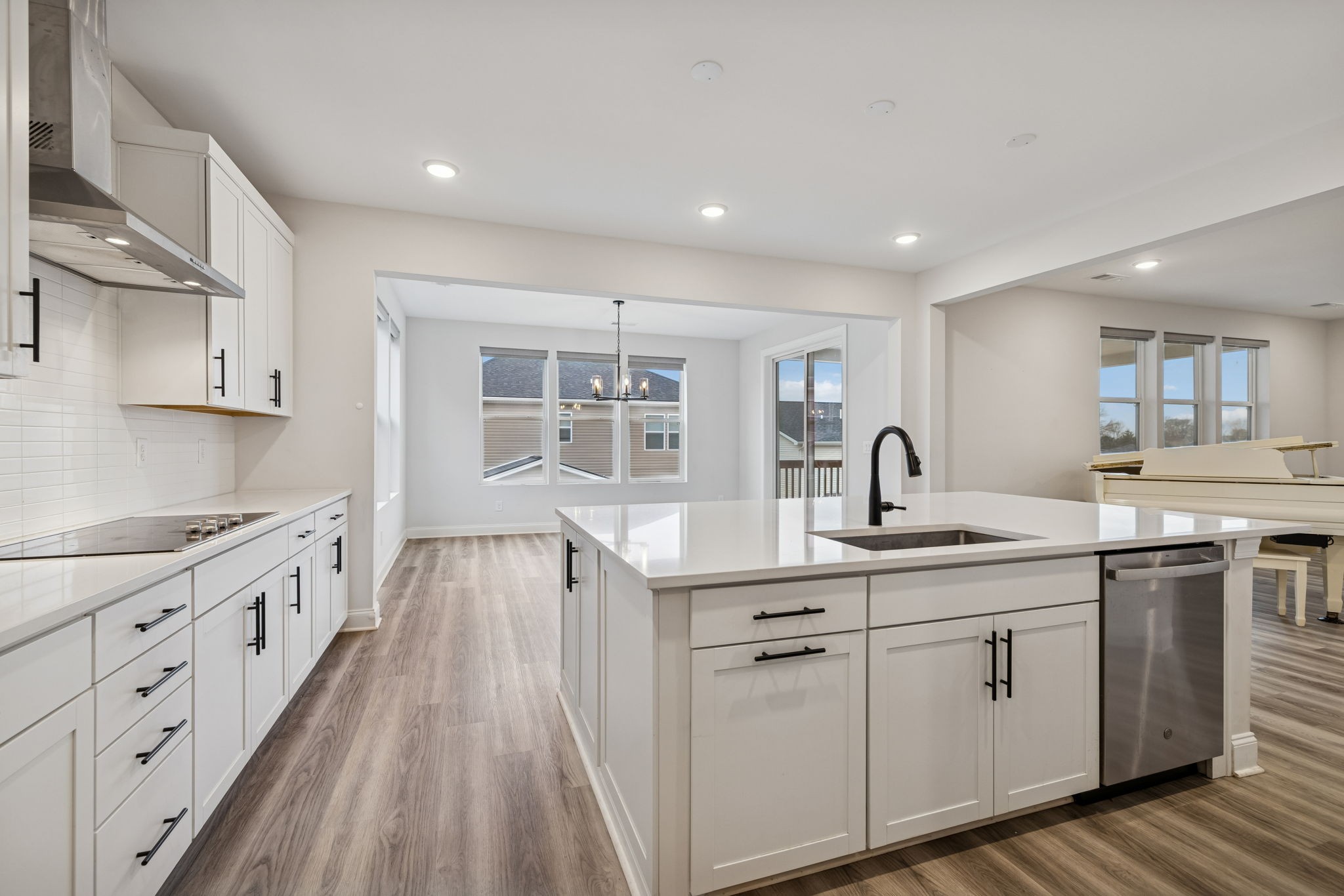 3015 Fernwood Ln