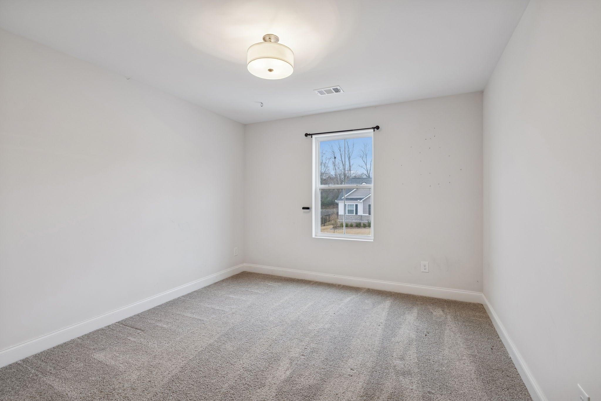 3015 Fernwood Ln
