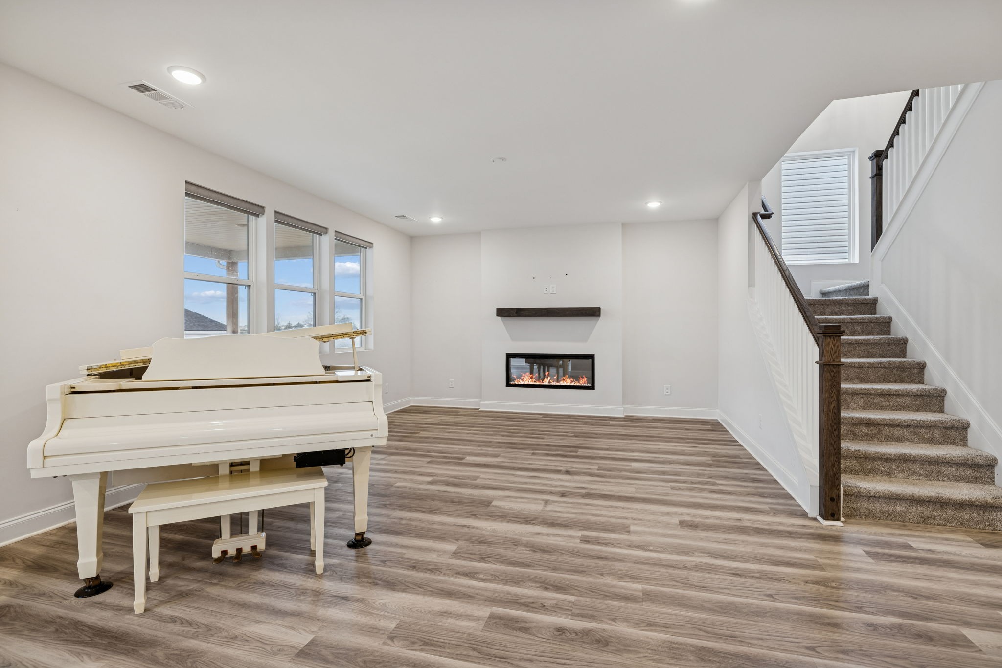 3015 Fernwood Ln